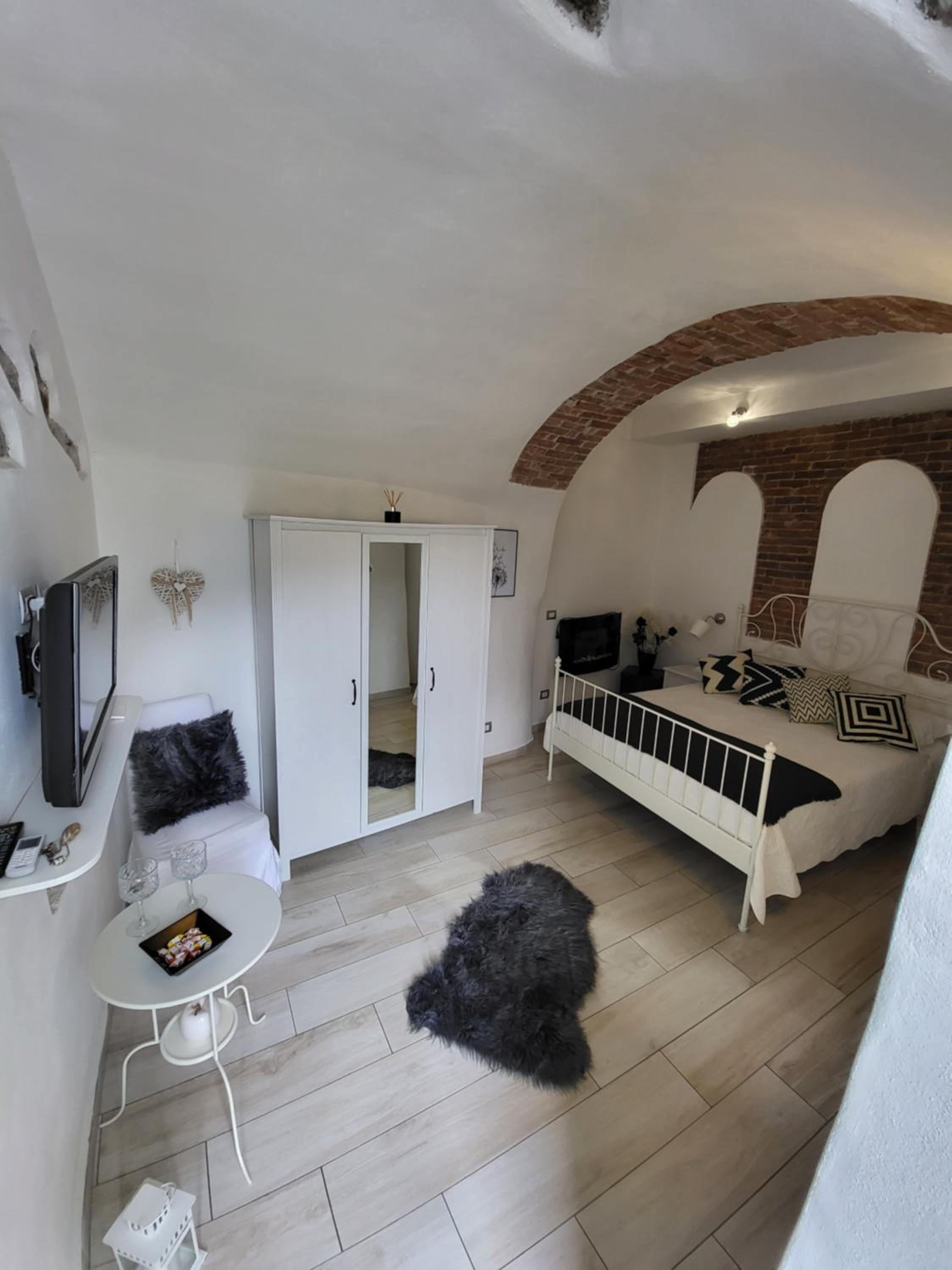 Deluxe Double Room  - Photo 22