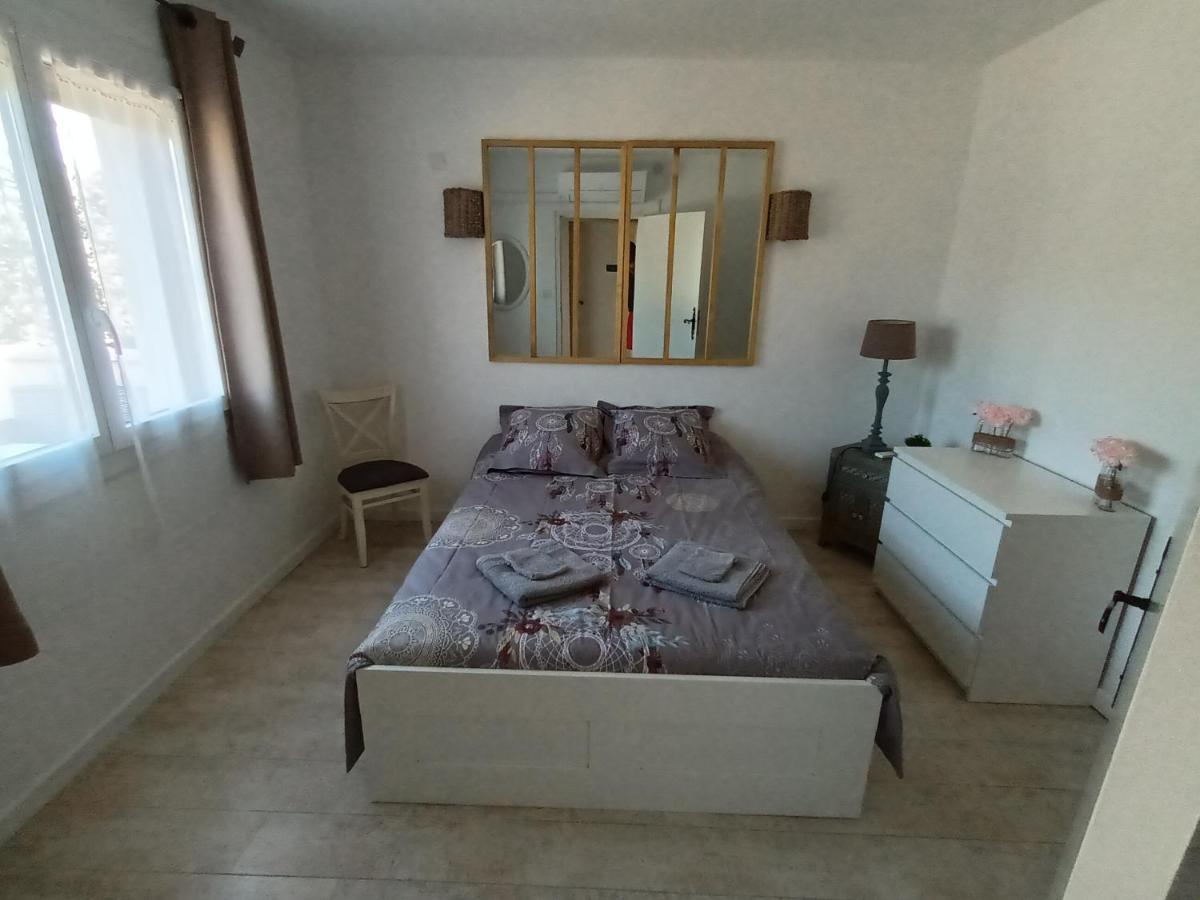 Double Room - Photo 19