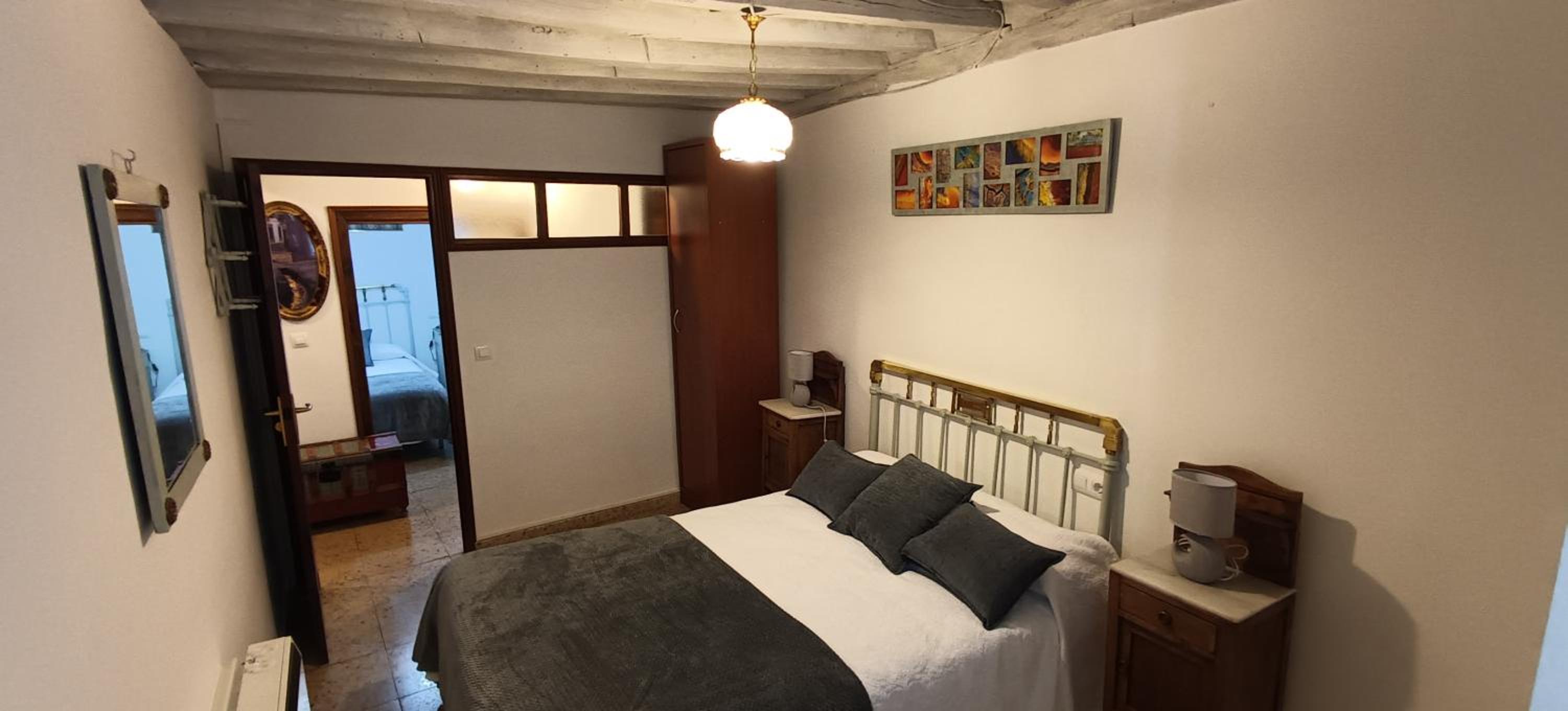 Four-Bedroom House photo 2
