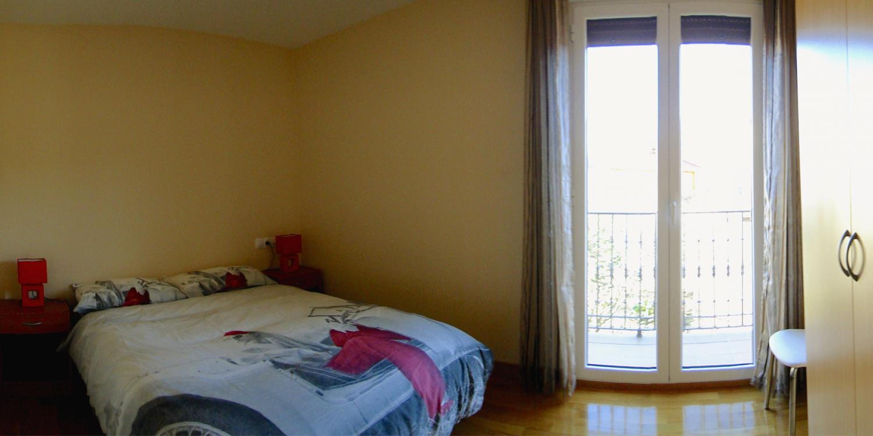 Two-Bedroom Apartment - Photo 5