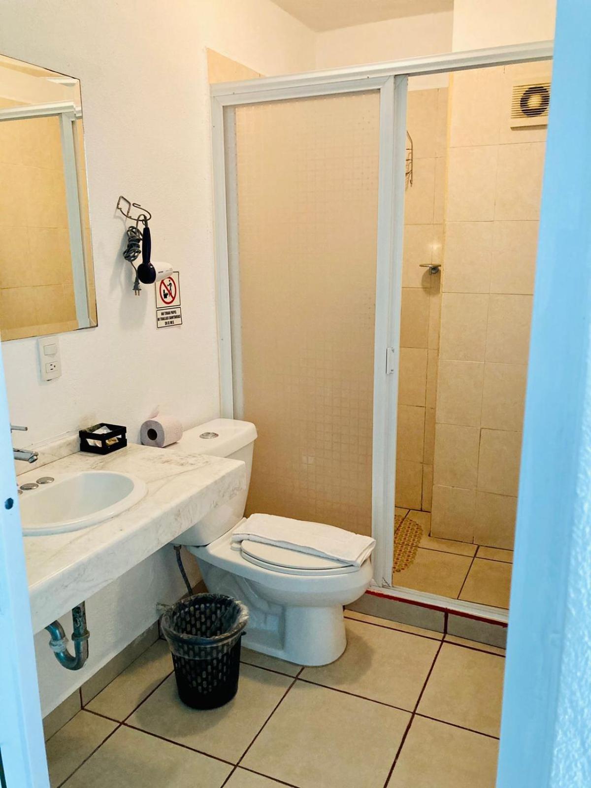 Double Room - Photo 3