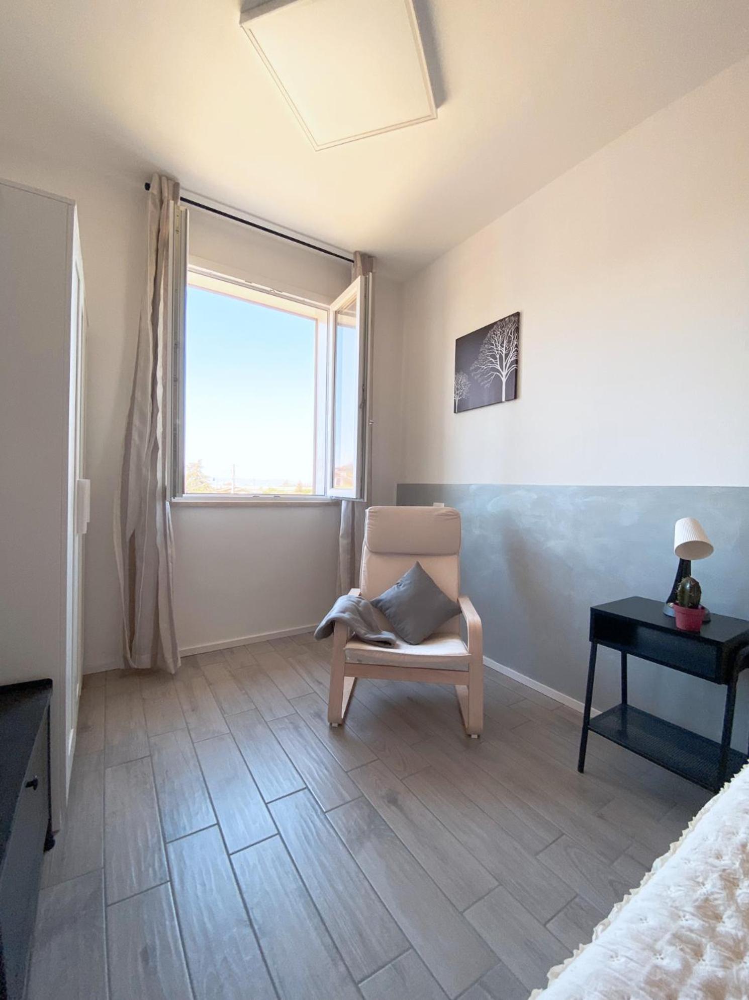 Large Double Room photo 2