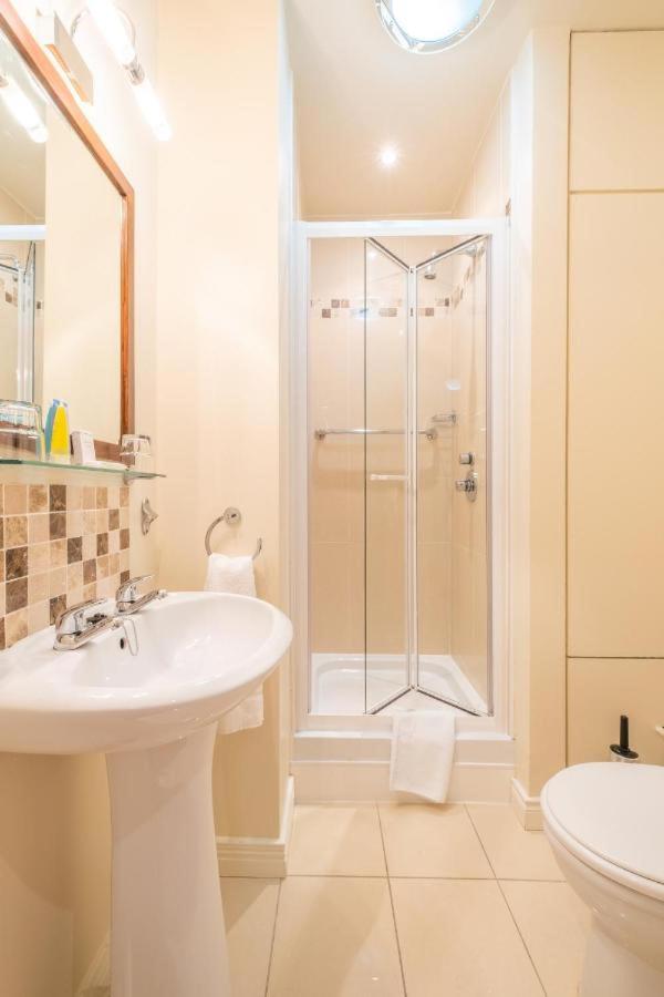 Classic Double or Twin Room - Photo 2