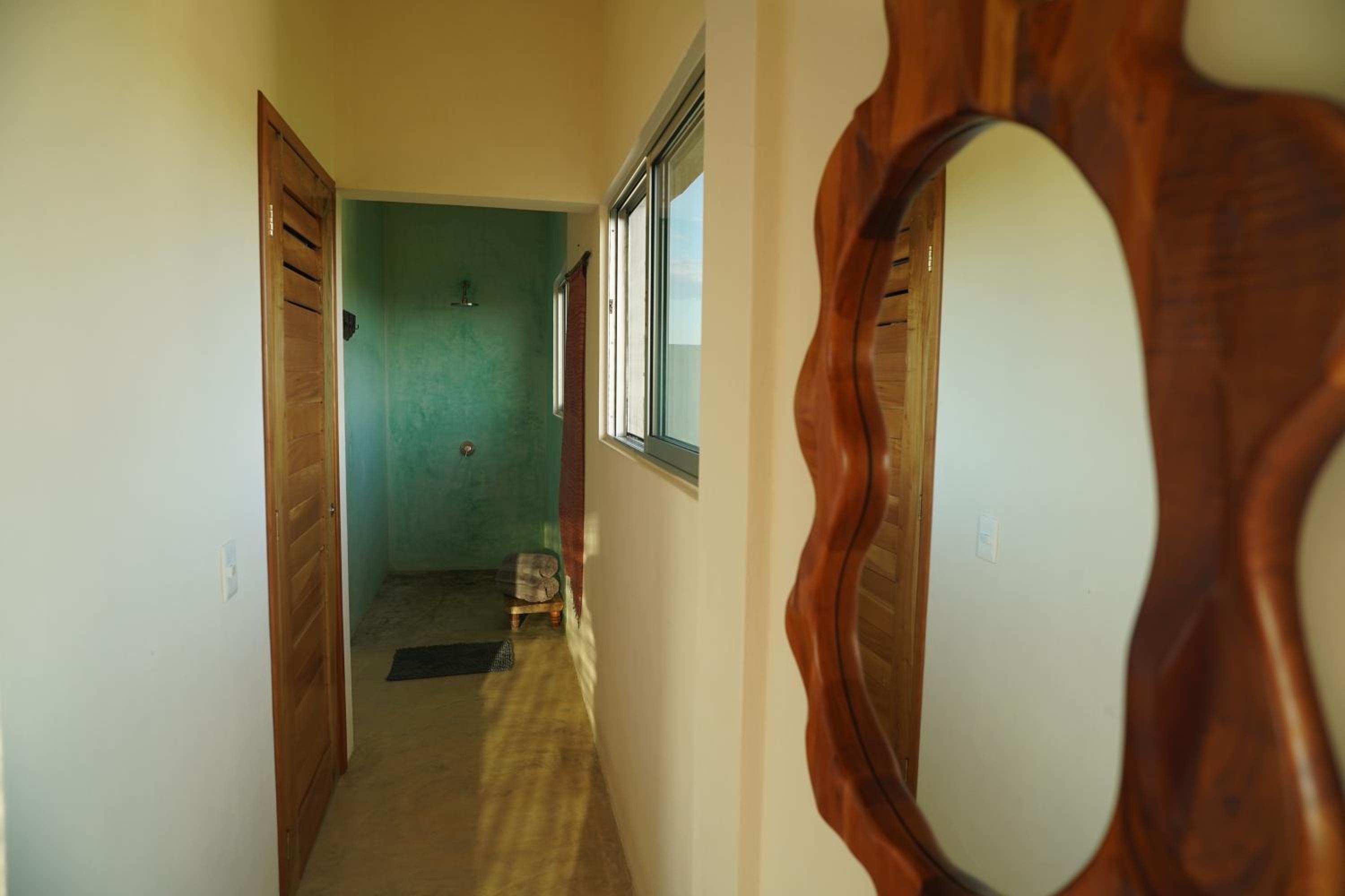 Apartment with Sea View - Photo 19