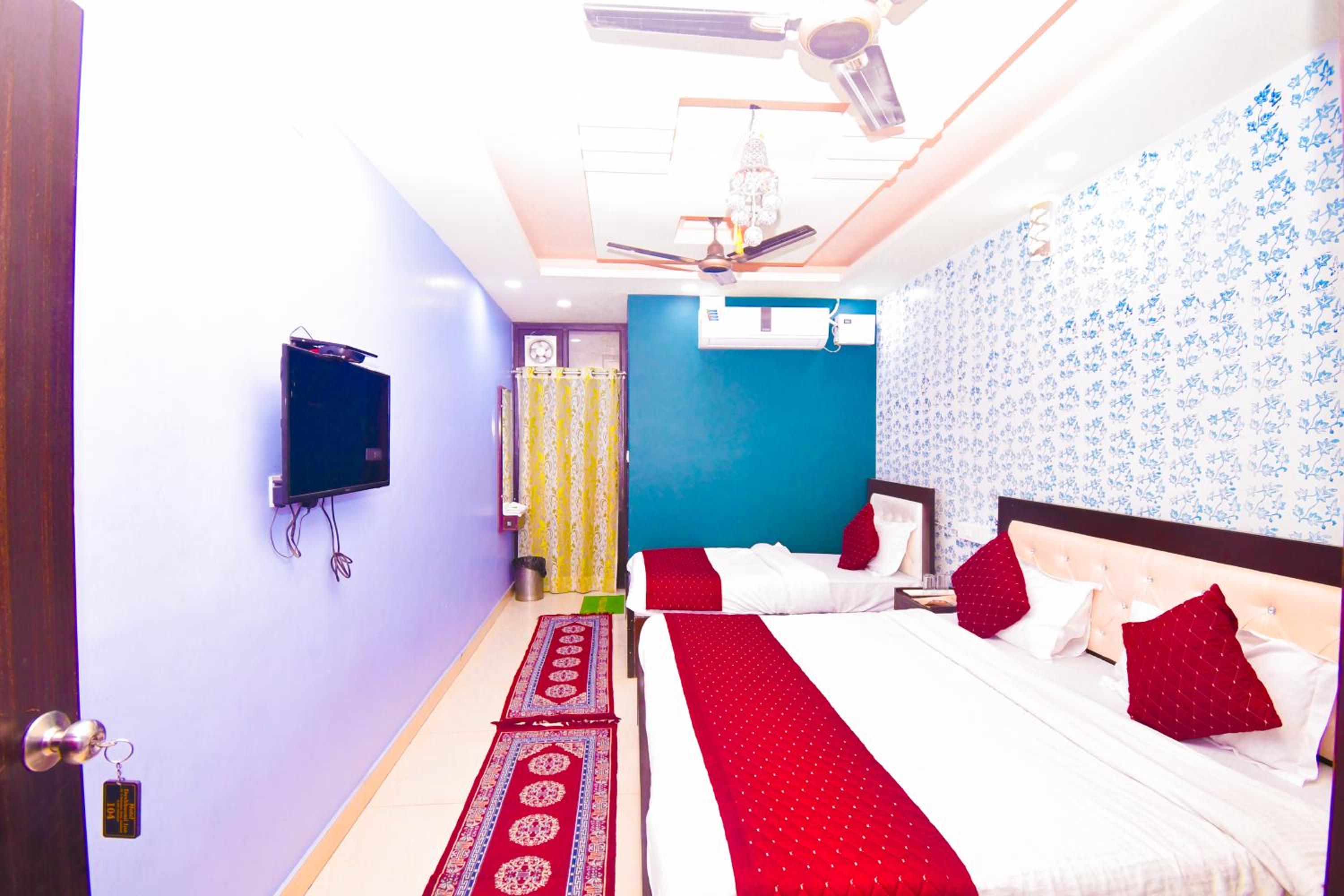 Deluxe Triple Room