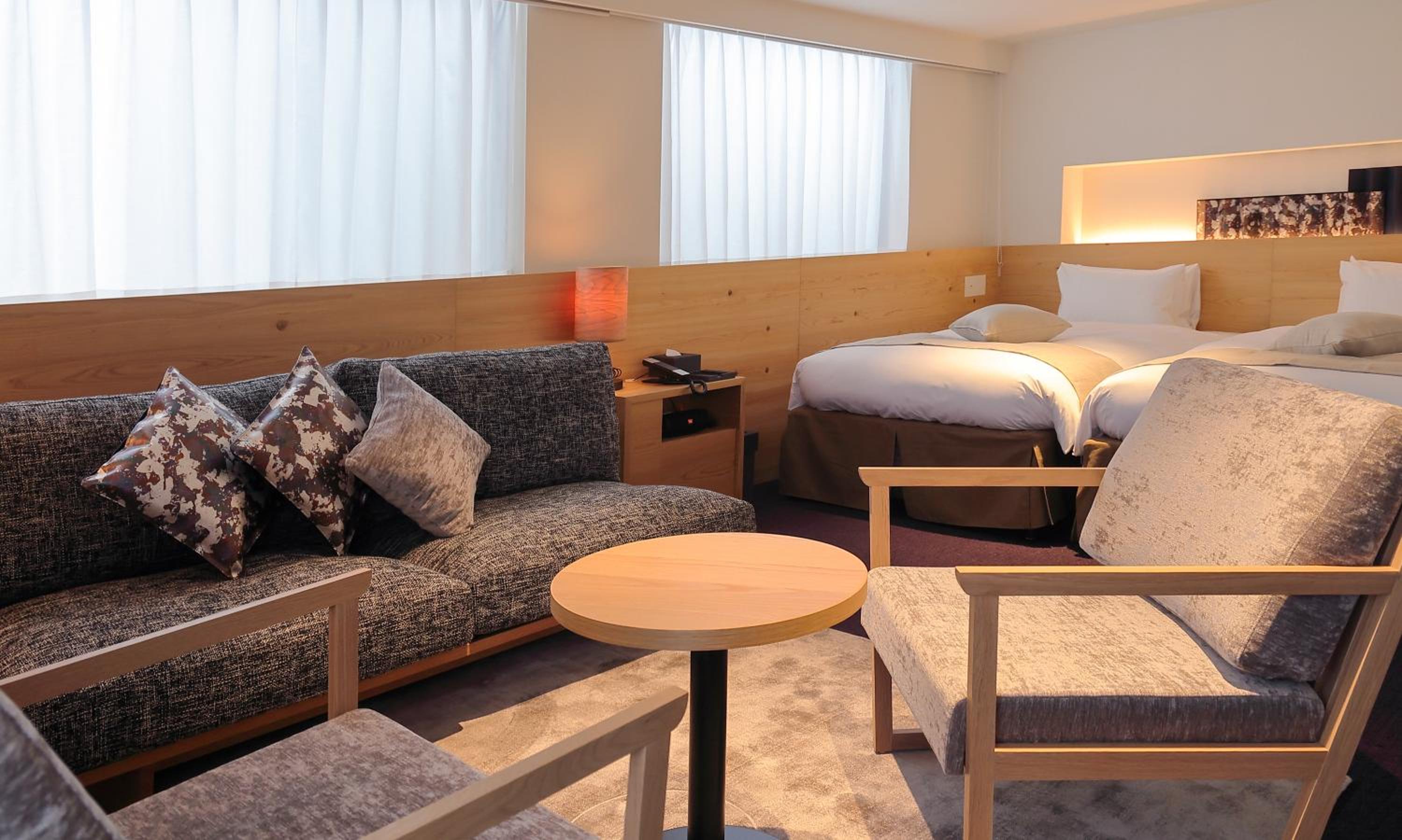 Large Twin Room photo 2