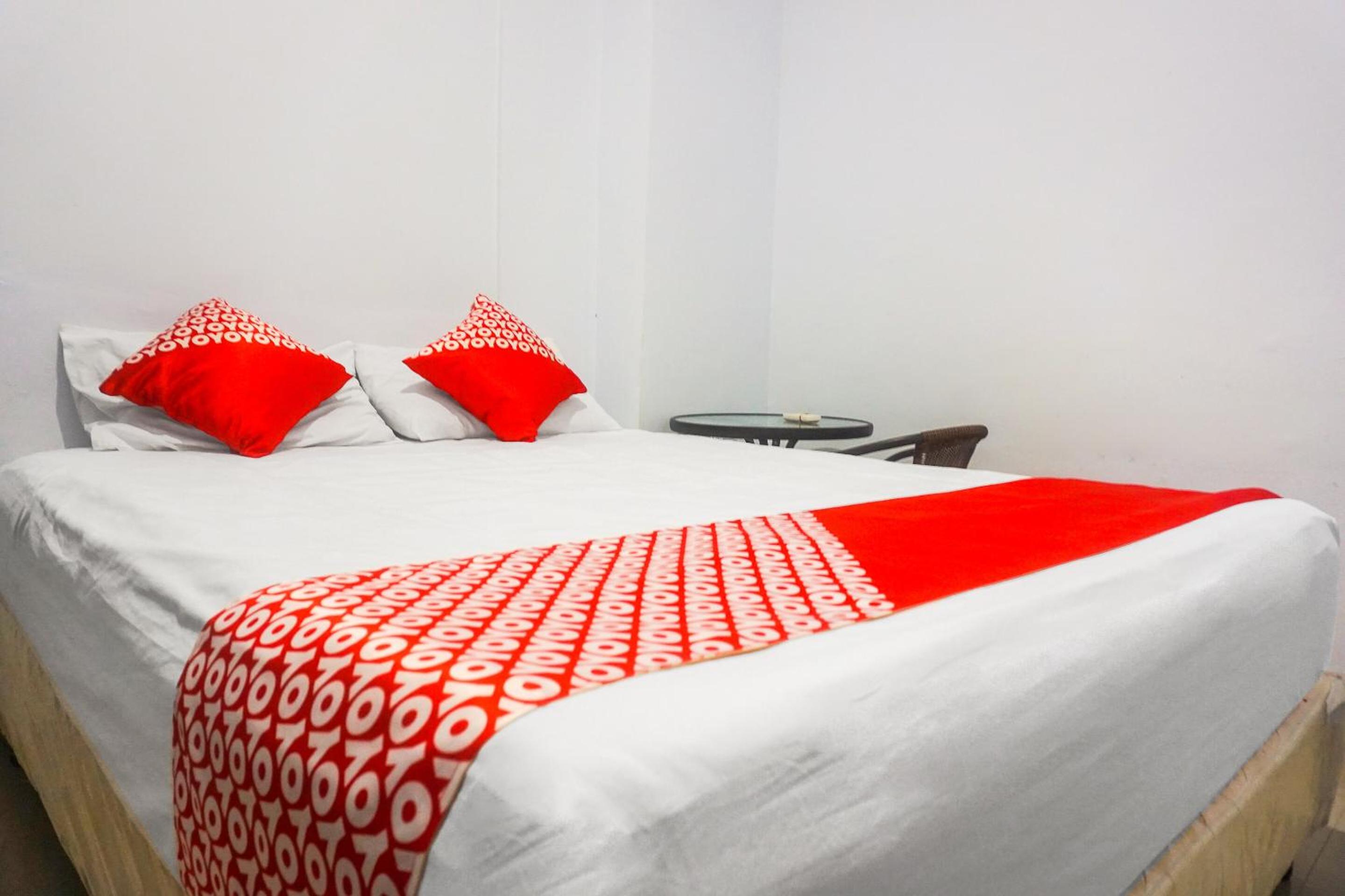 Standard Double Room - Photo 14