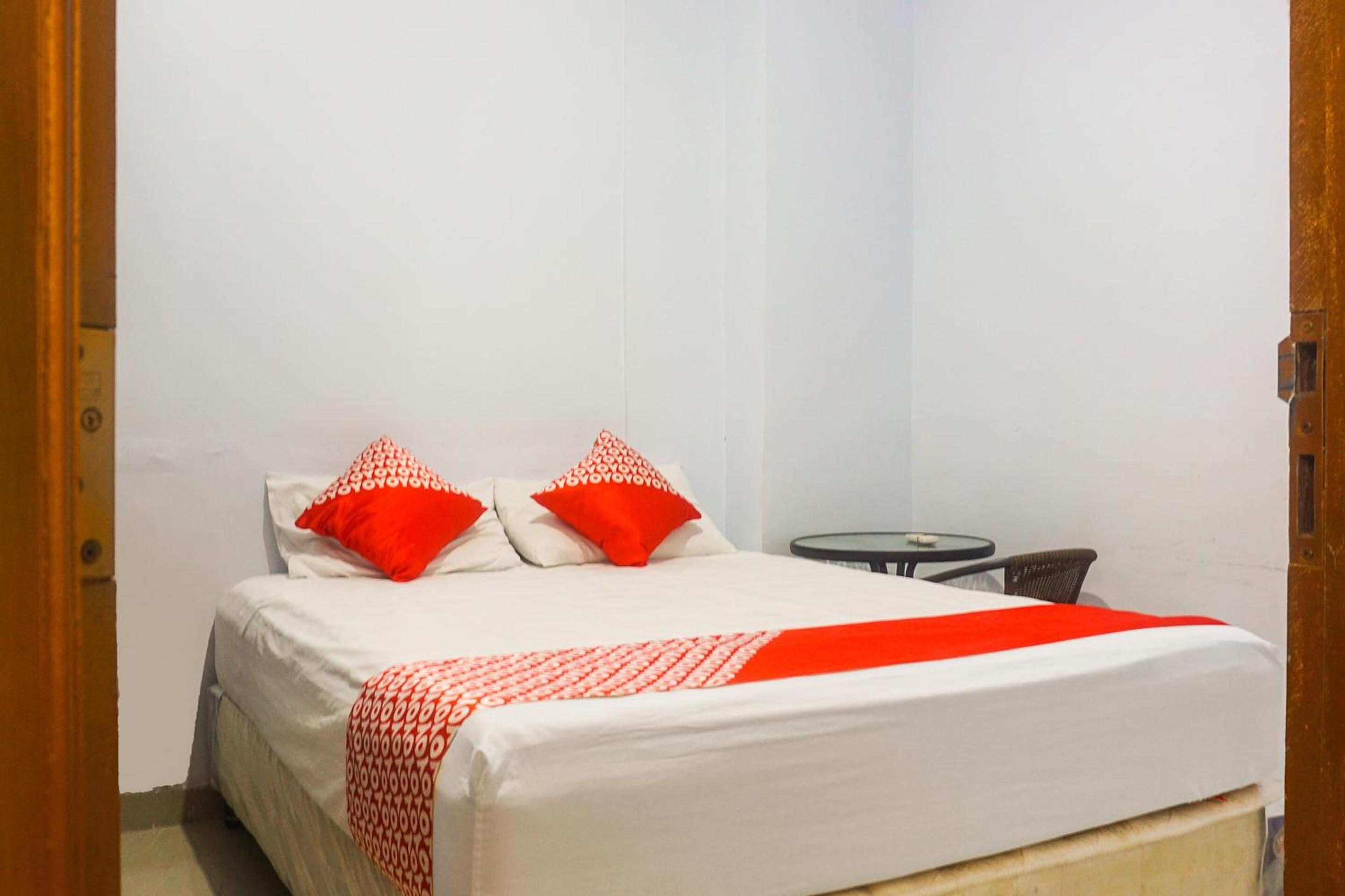 Standard Double Room - Photo 5