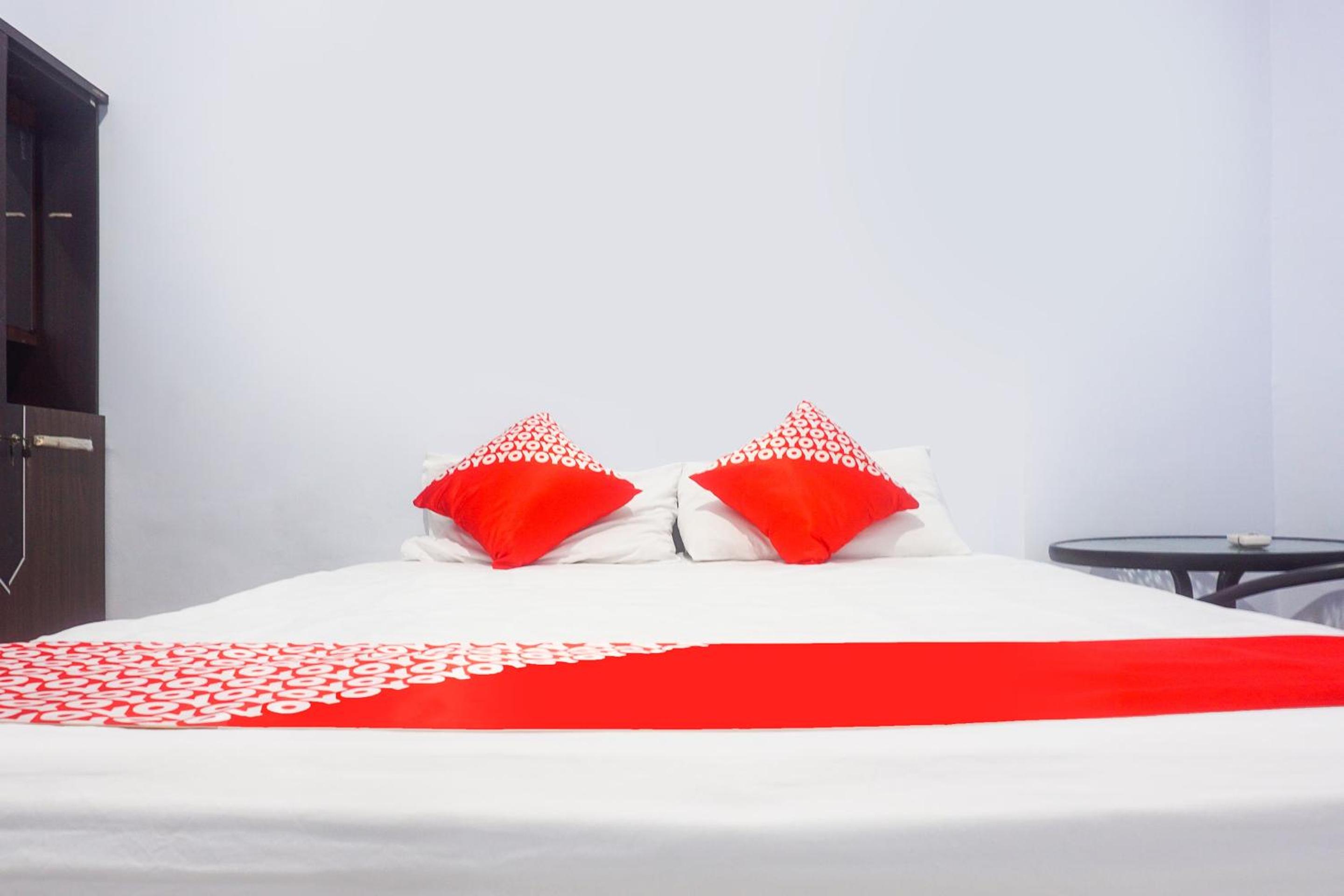 Standard Double Room - Photo 15