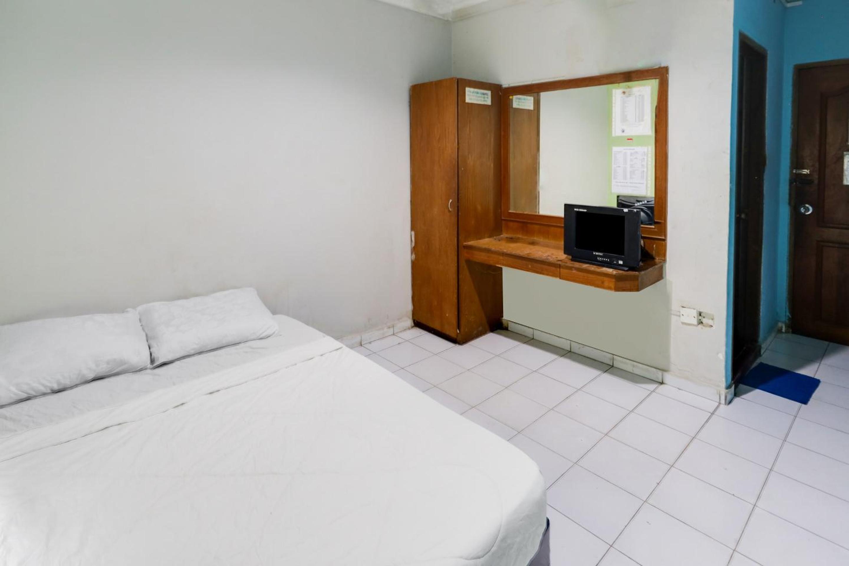Double Room - Photo 4