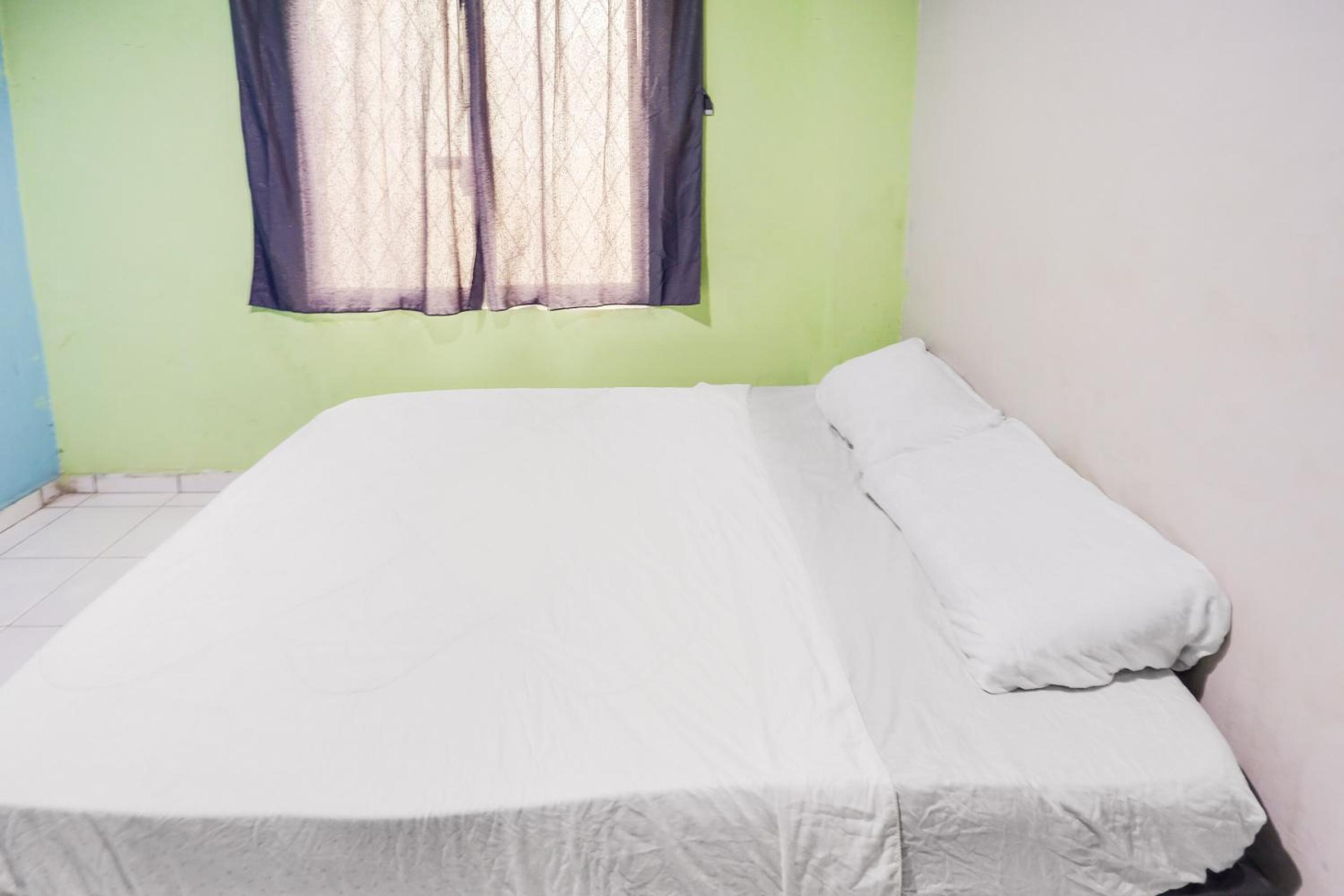 Double Room - Photo 6