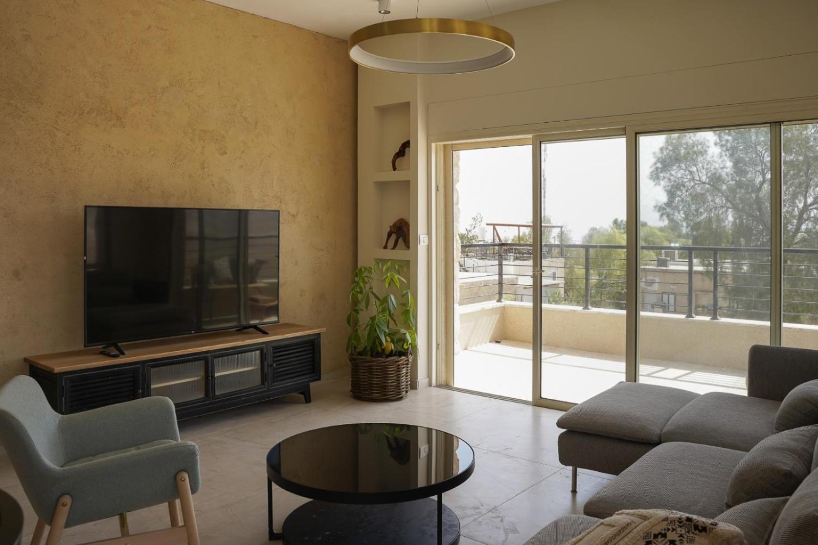 Family Room photo 1