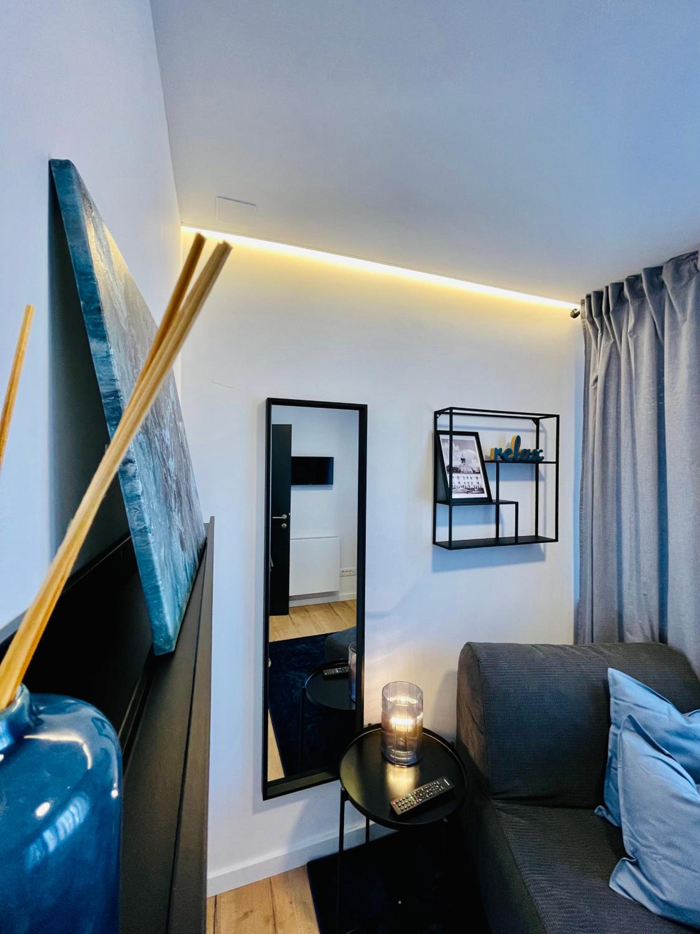 Two-Bedroom Apartment - Photo 23