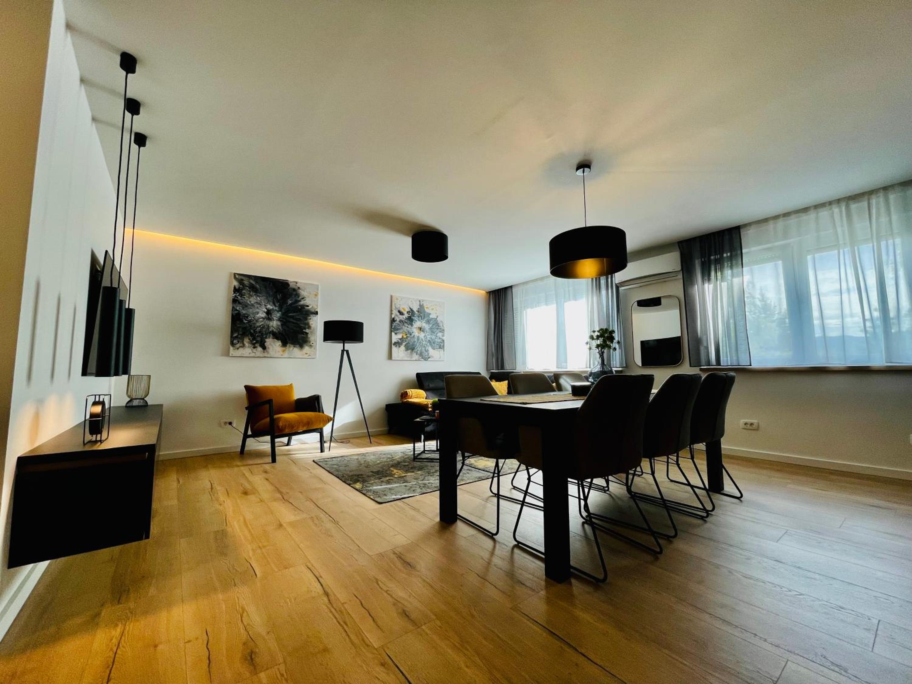 Two-Bedroom Apartment - Photo 11