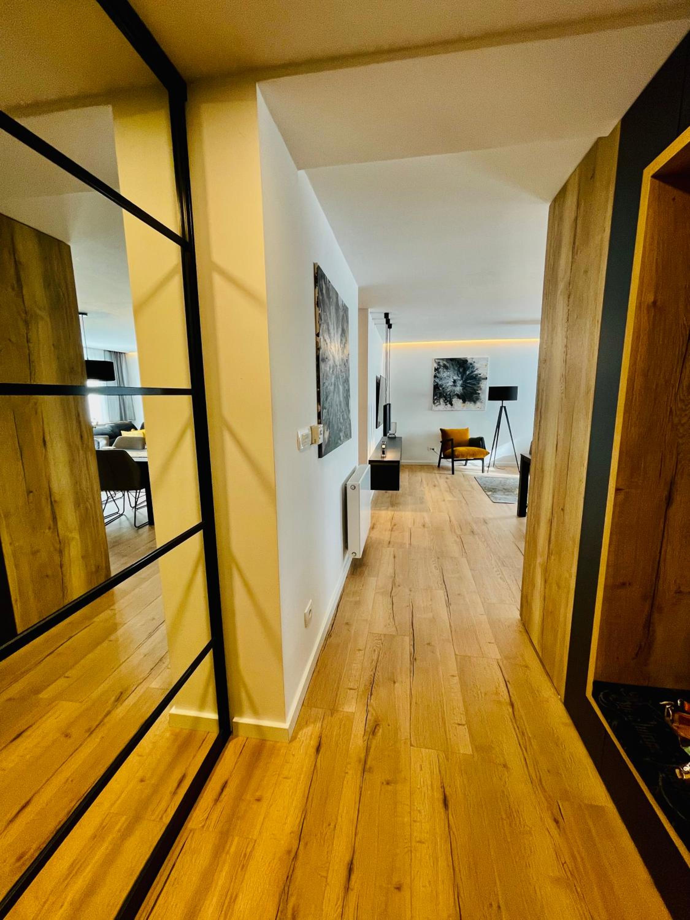 Two-Bedroom Apartment - Photo 6