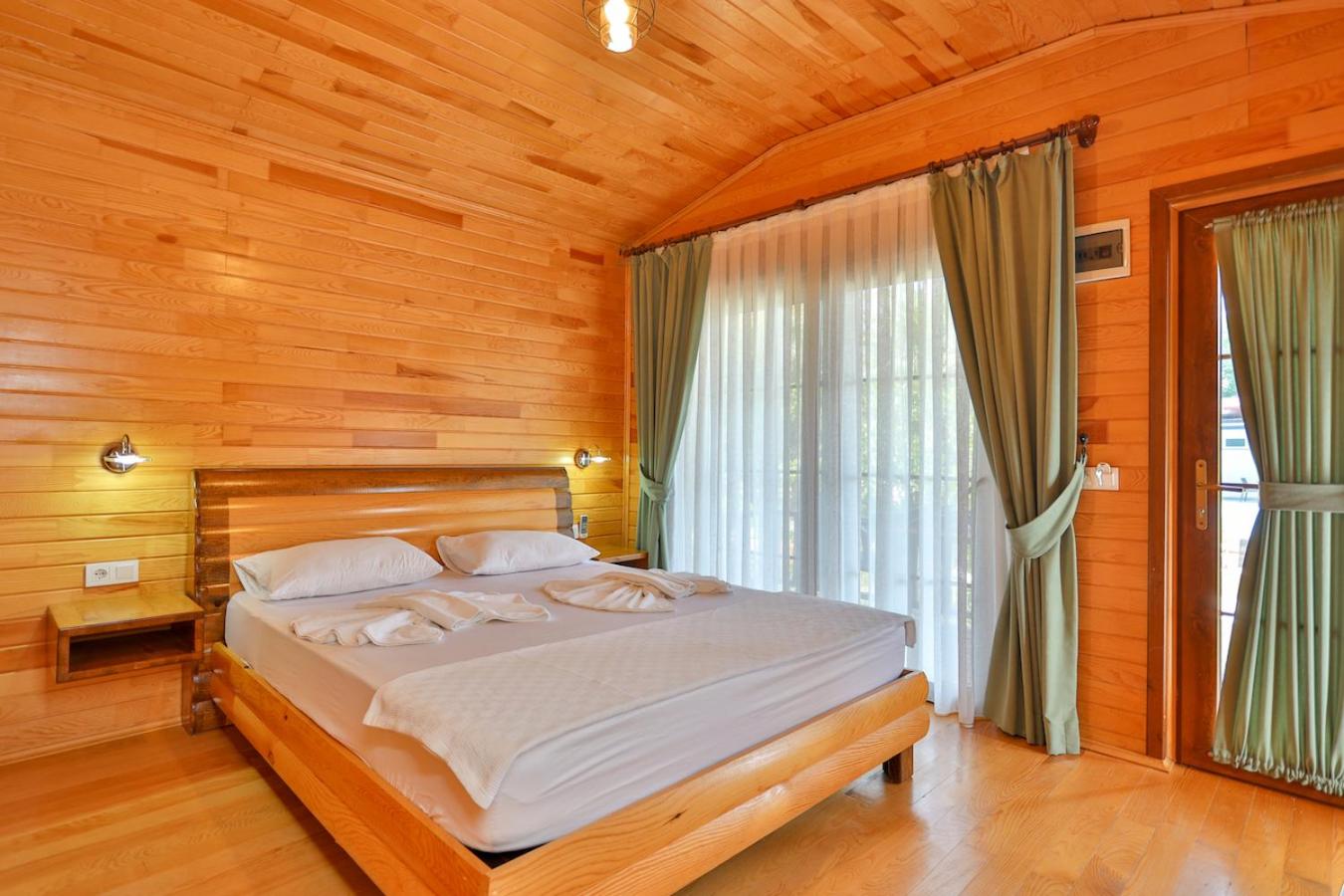 Double Room with Pool View
