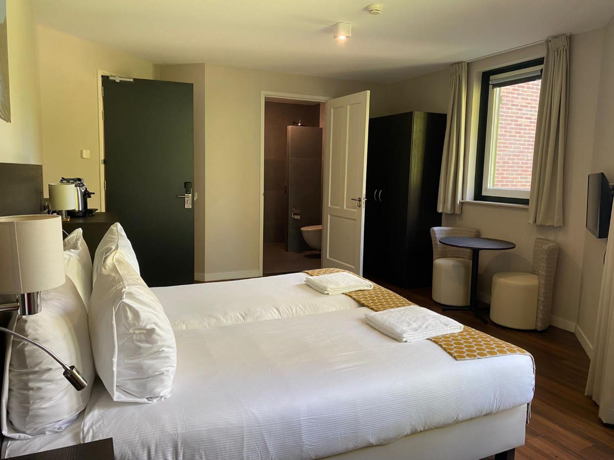 Standard Double Room photo 3