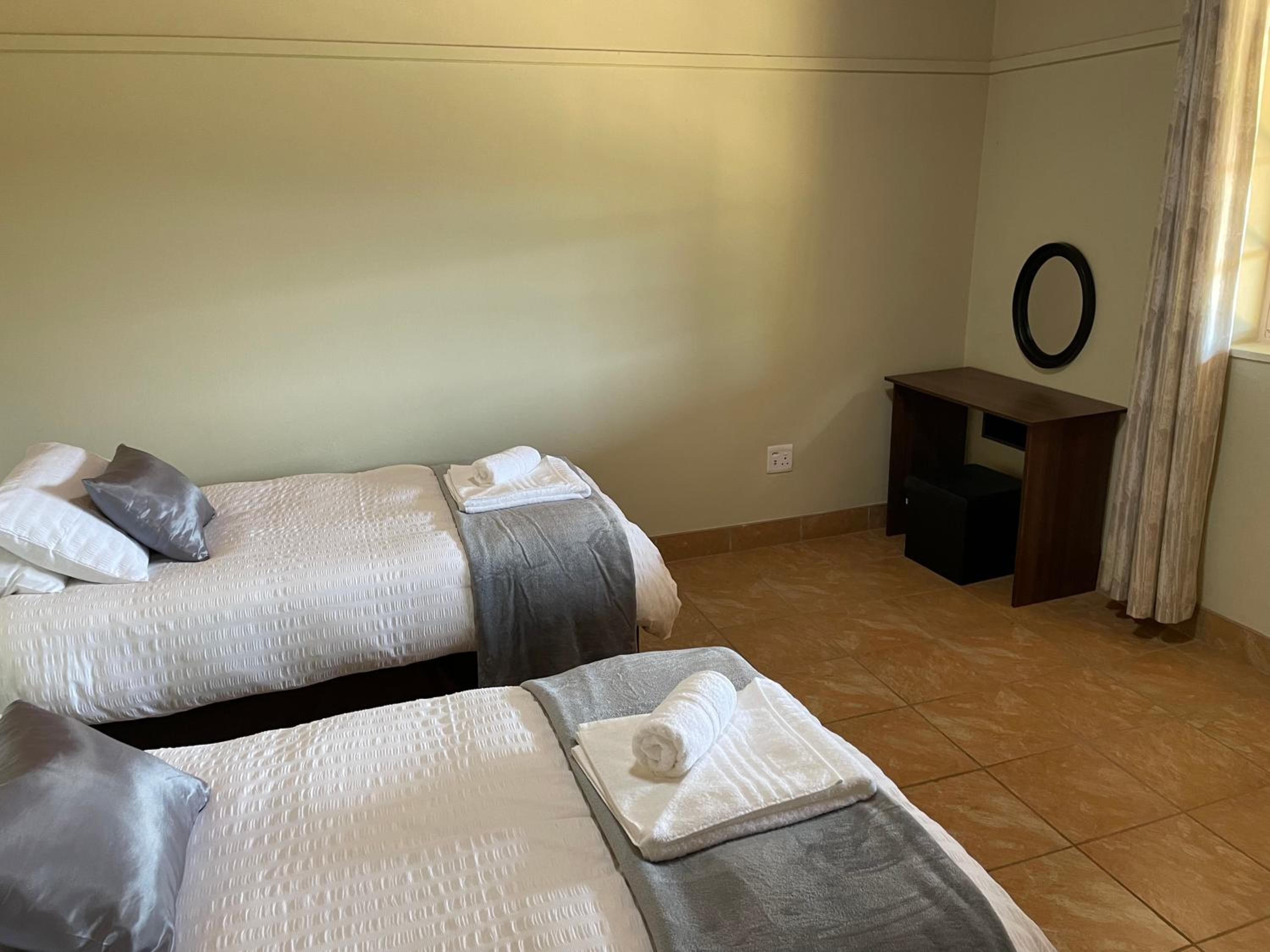 Four-Bedroom House - Photo 38
