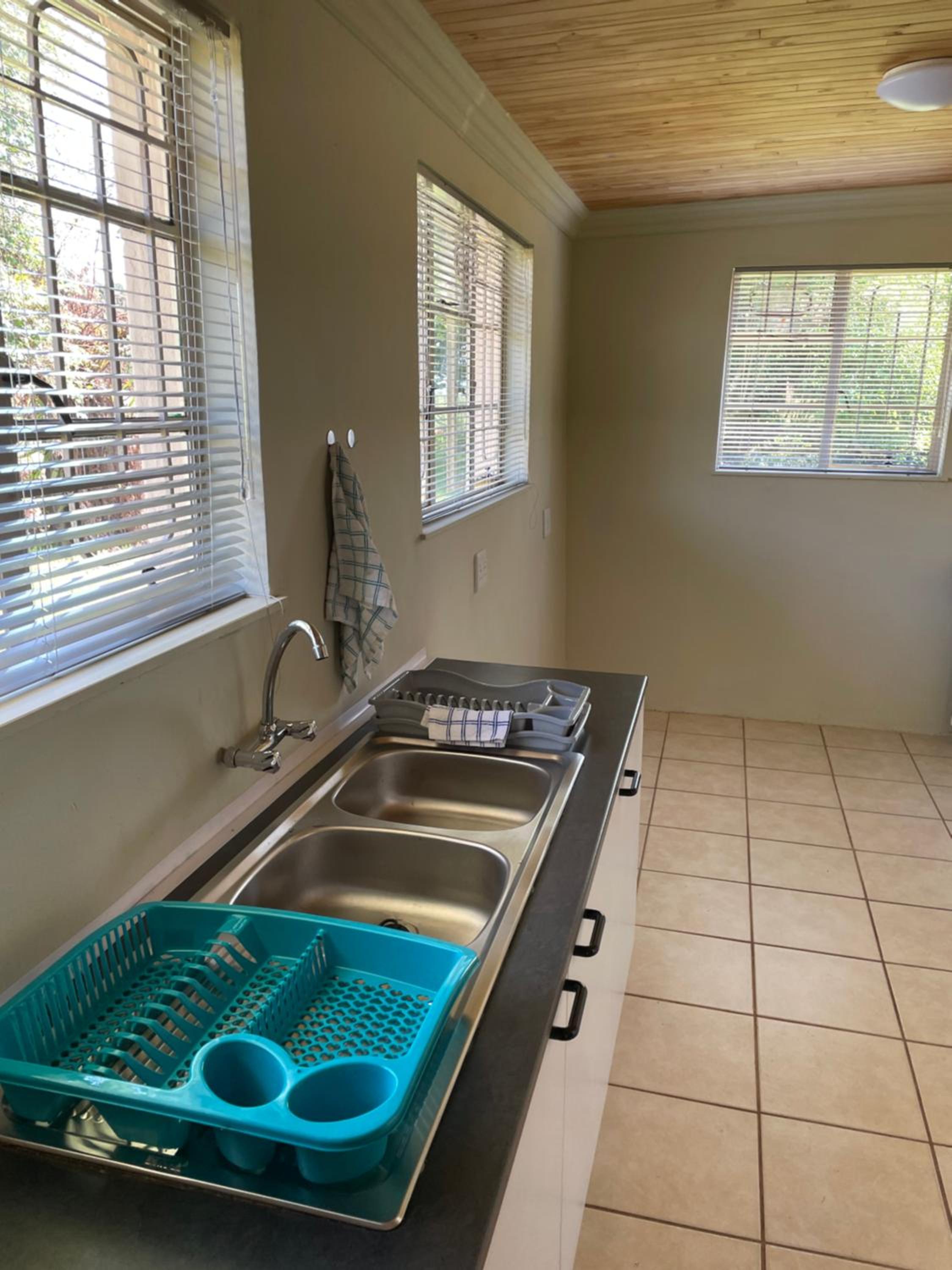 Four-Bedroom House - Photo 33