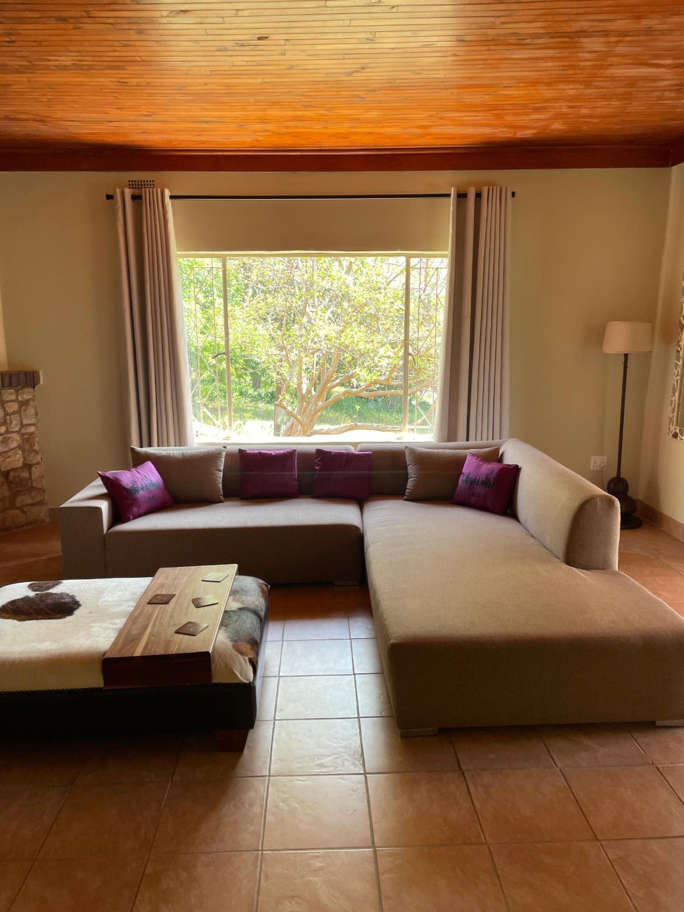 Four-Bedroom House - Photo 14