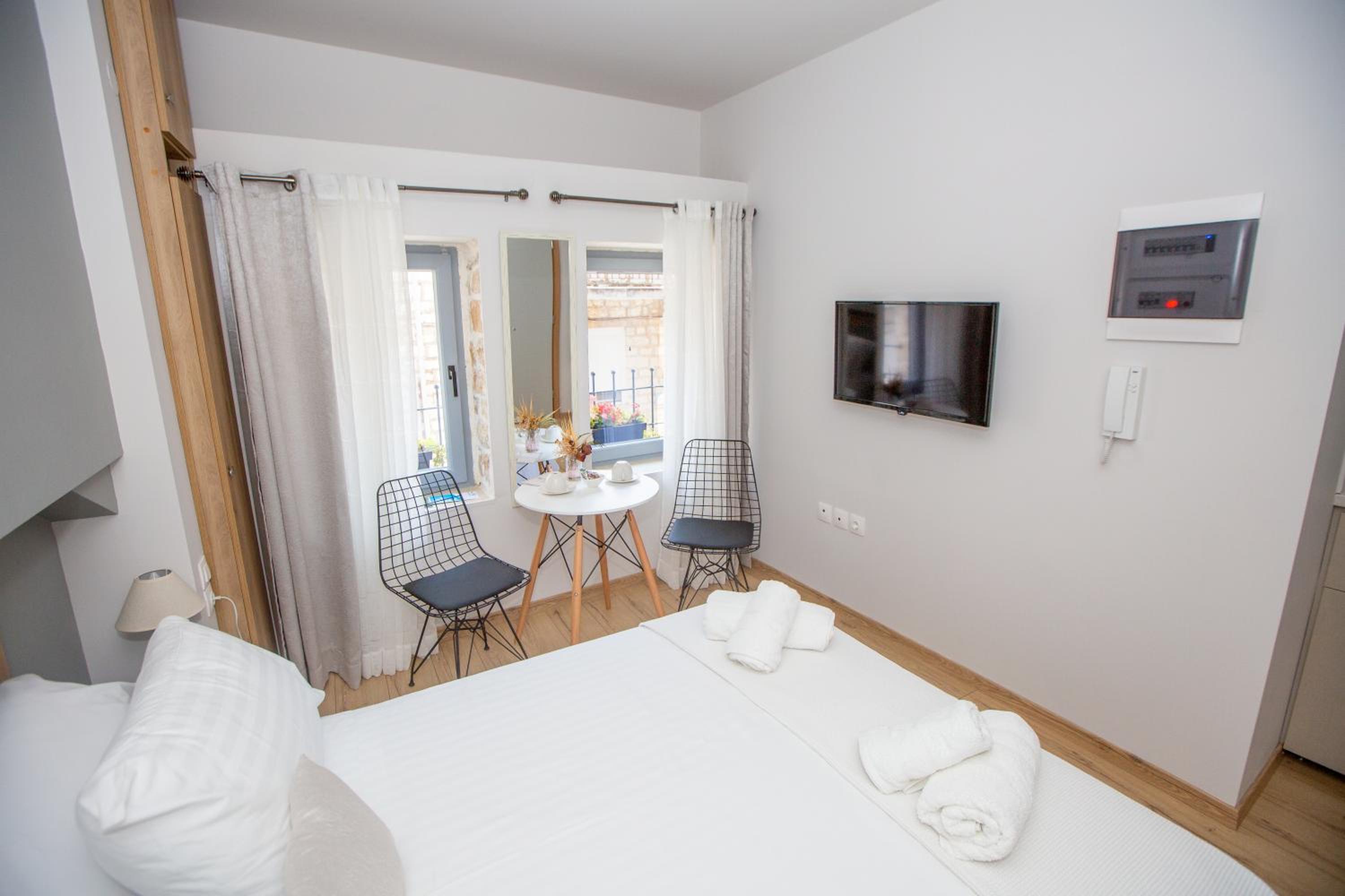 Double Room with Private Bathroom photo 1