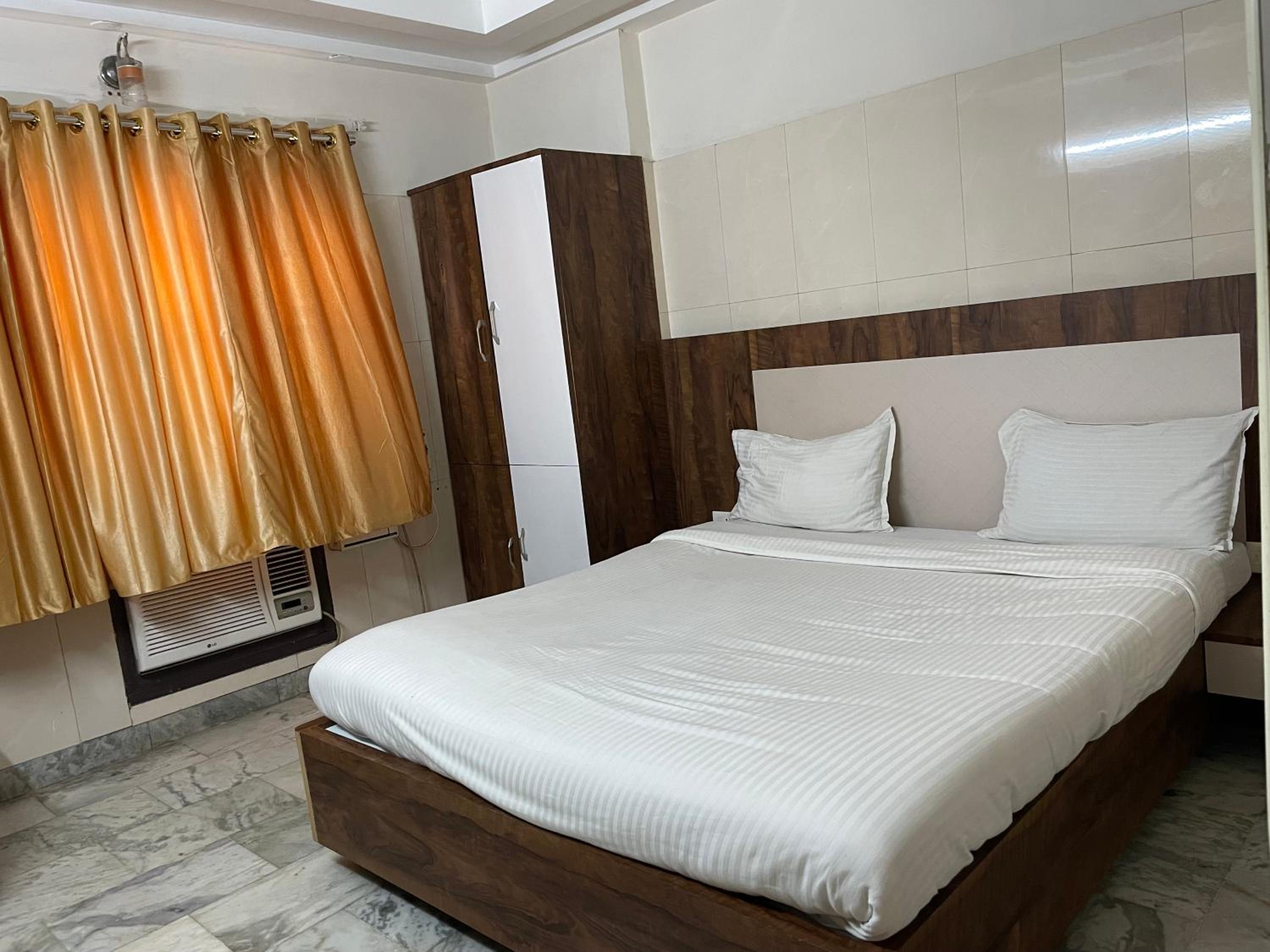 Double Room - Photo 3