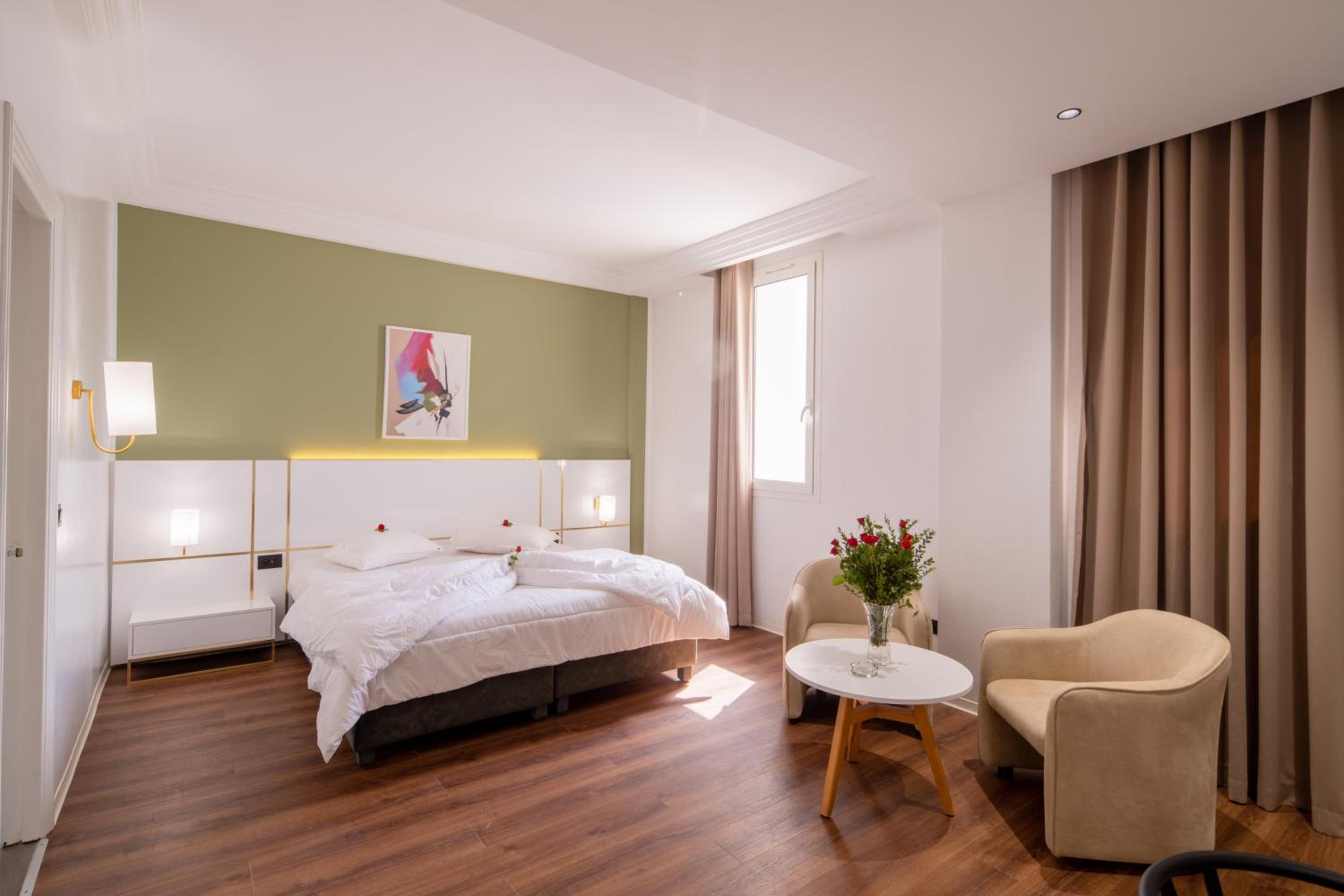 Deluxe Single Room