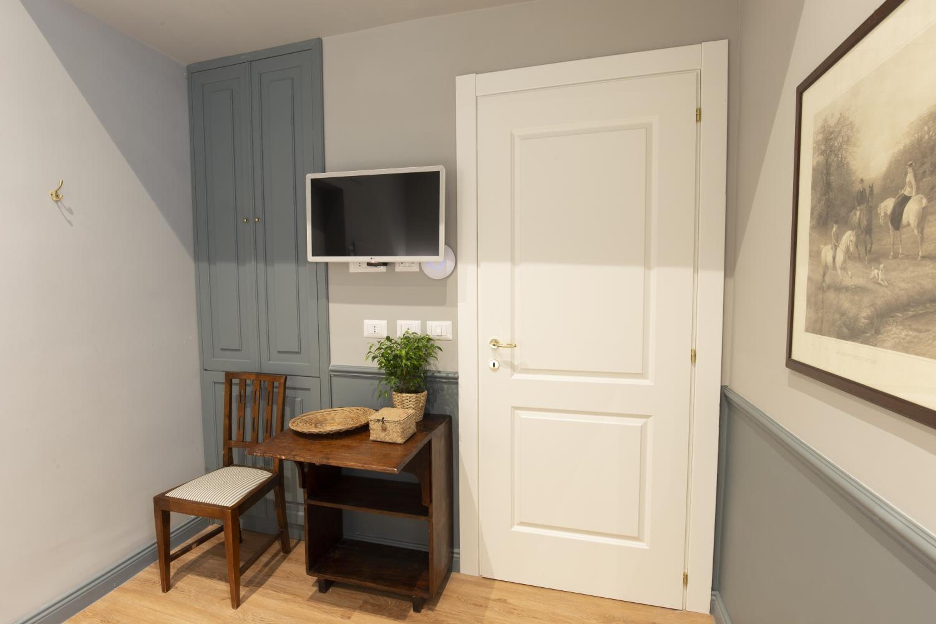 Single Room photo 2