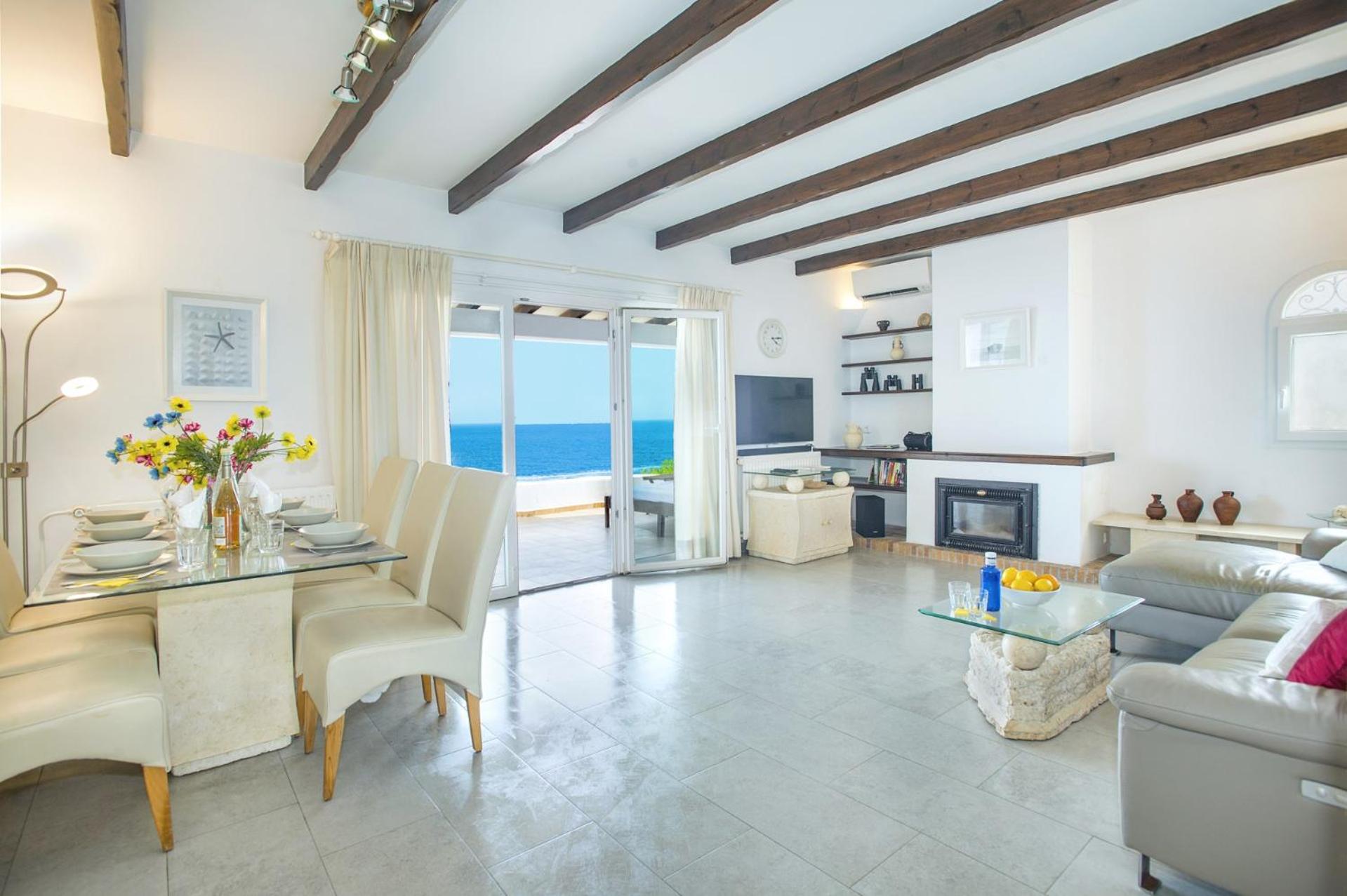 Villa de Cuatro Habitaciones