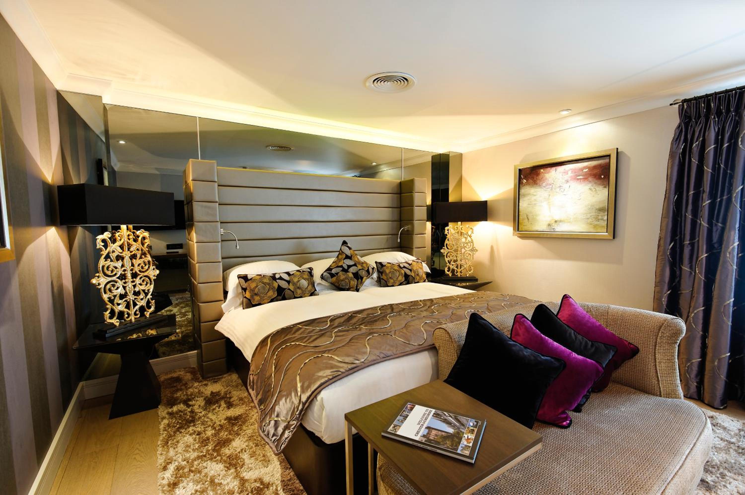 Superior King Room photo 2