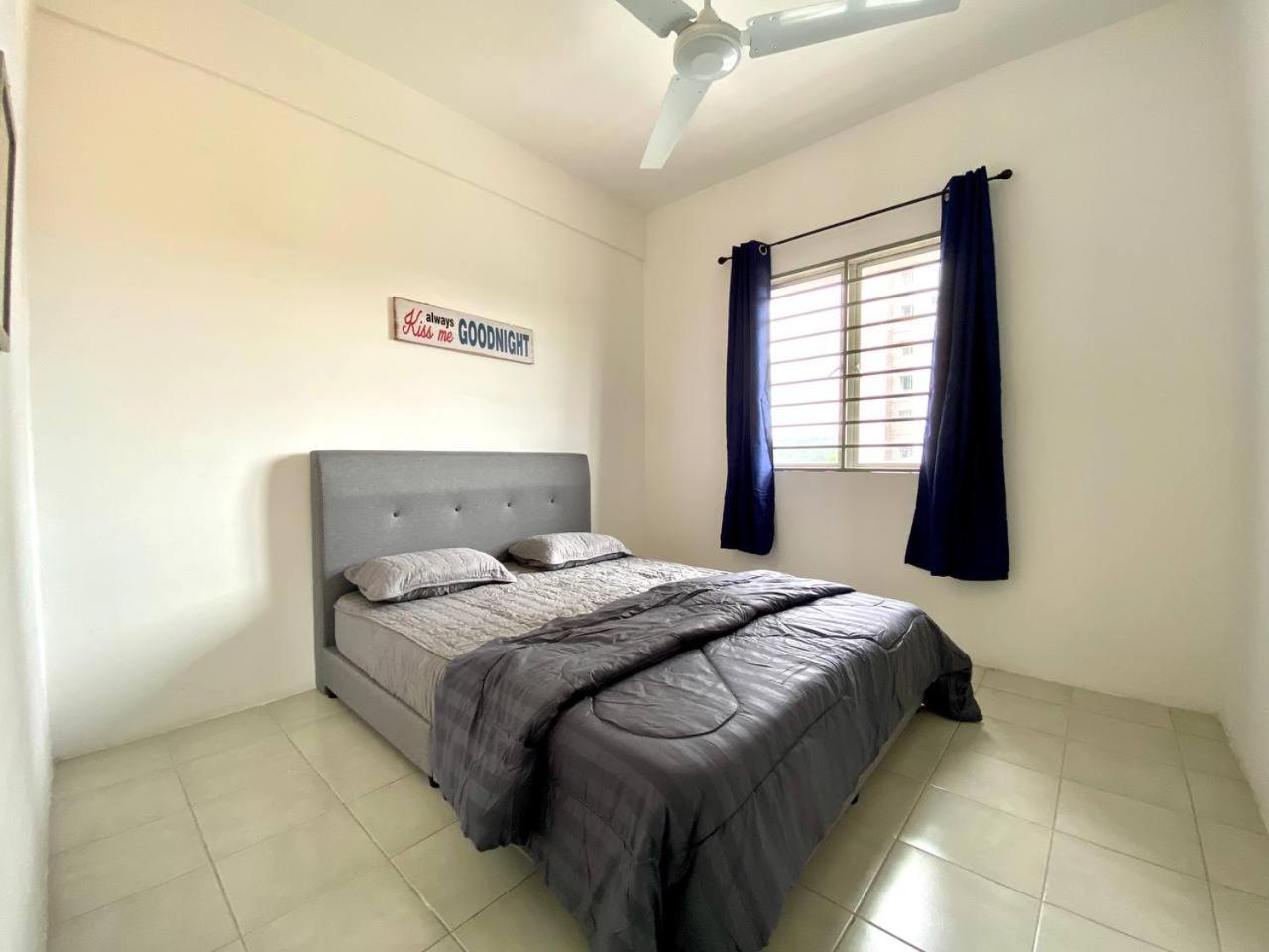 Two-Bedroom Apartment photo 2