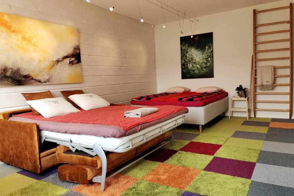 One-Bedroom Apartment - Photo 4