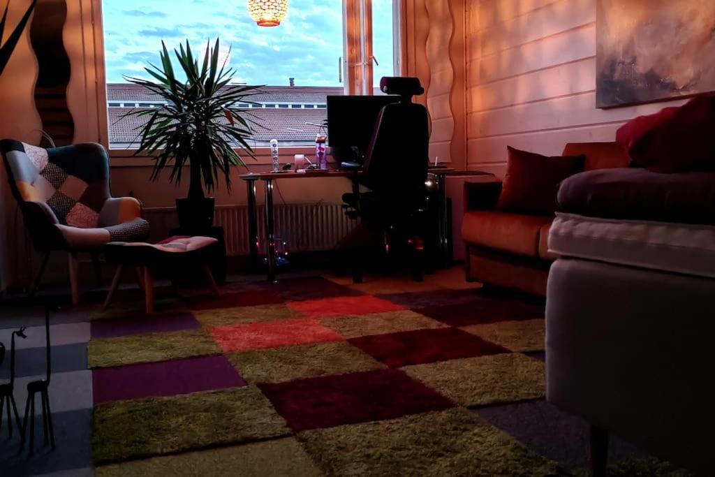 One-Bedroom Apartment - Photo 5