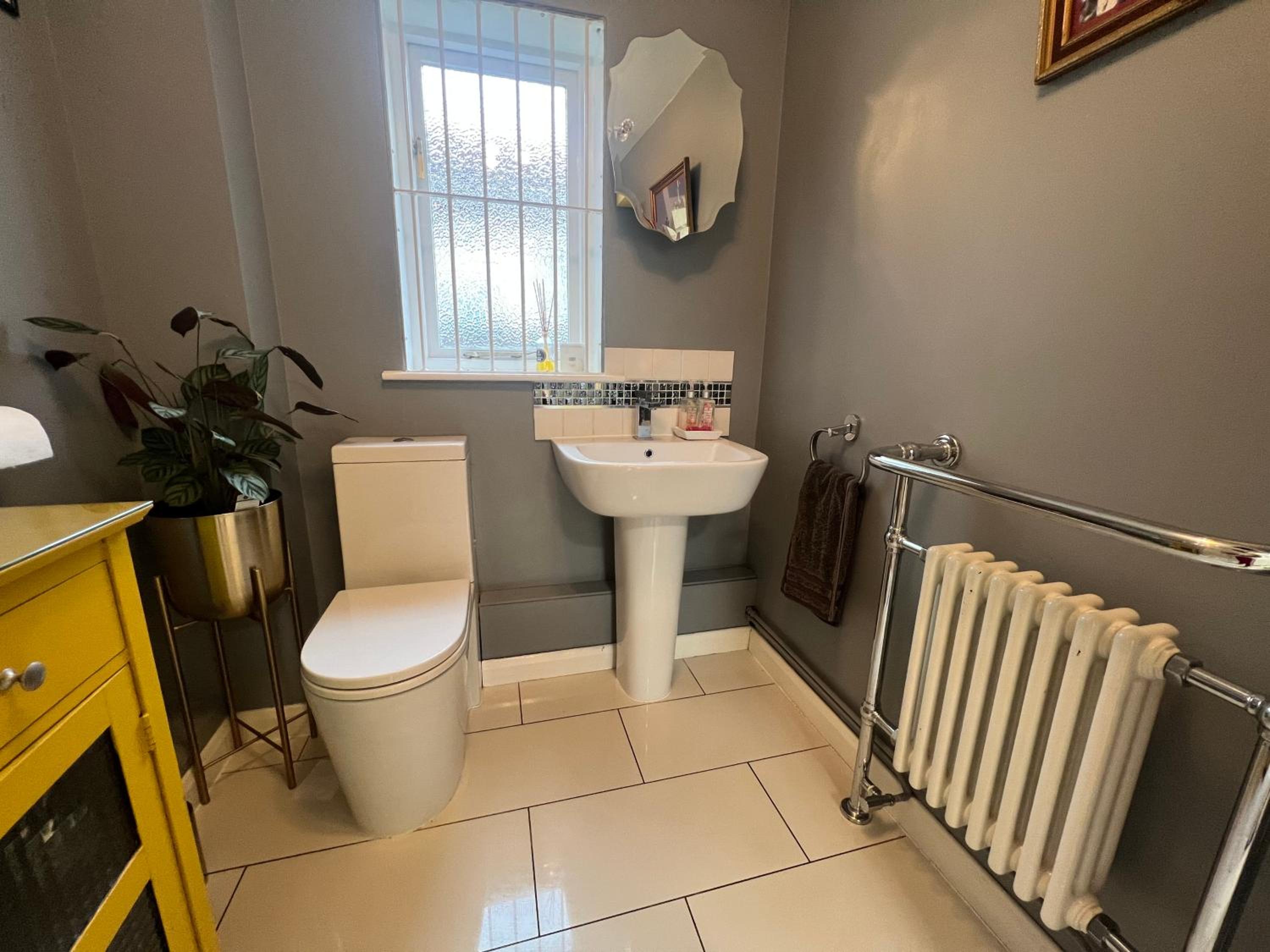 Double Room with Private Bathroom photo 2