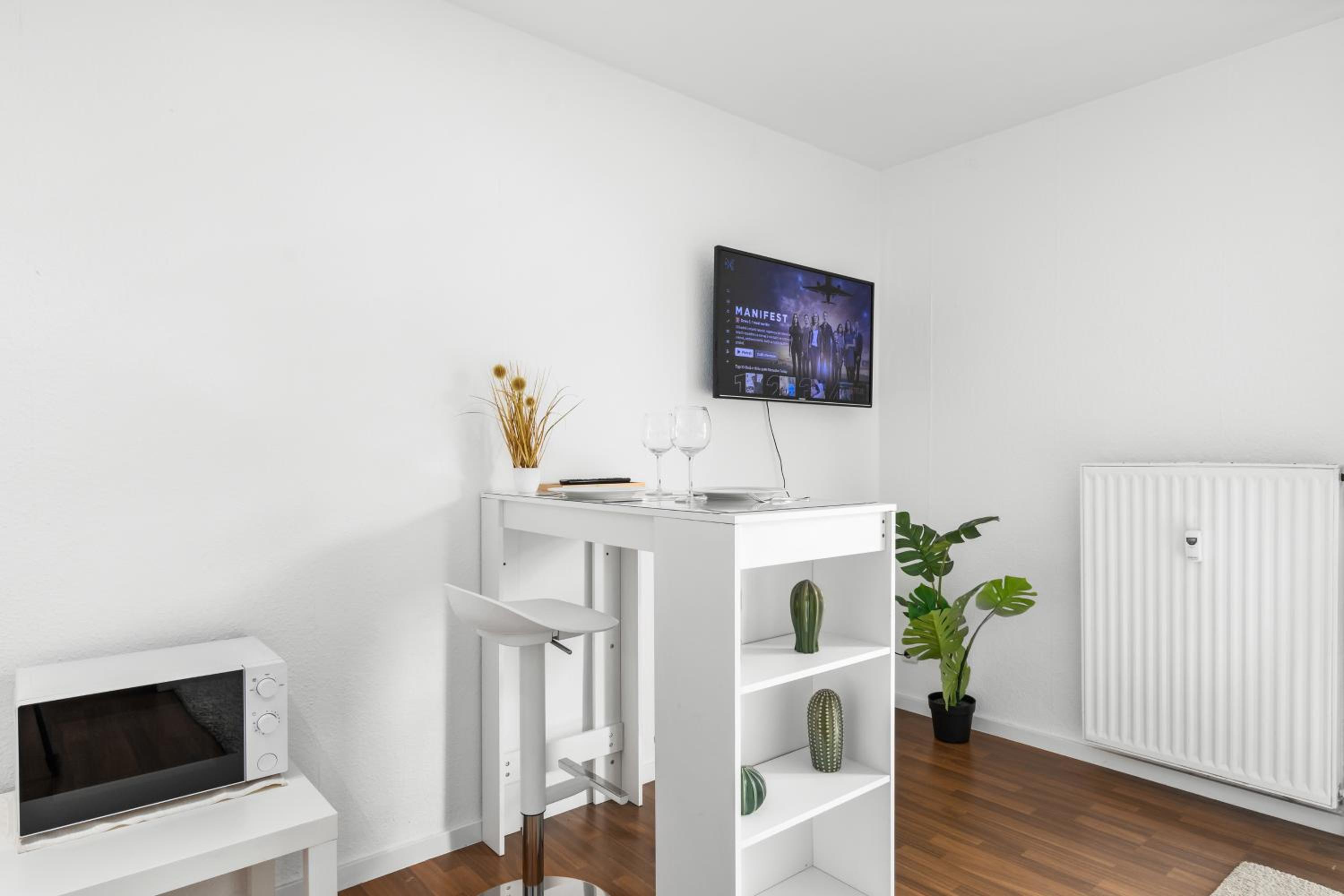 One-Bedroom Apartment - Photo 23