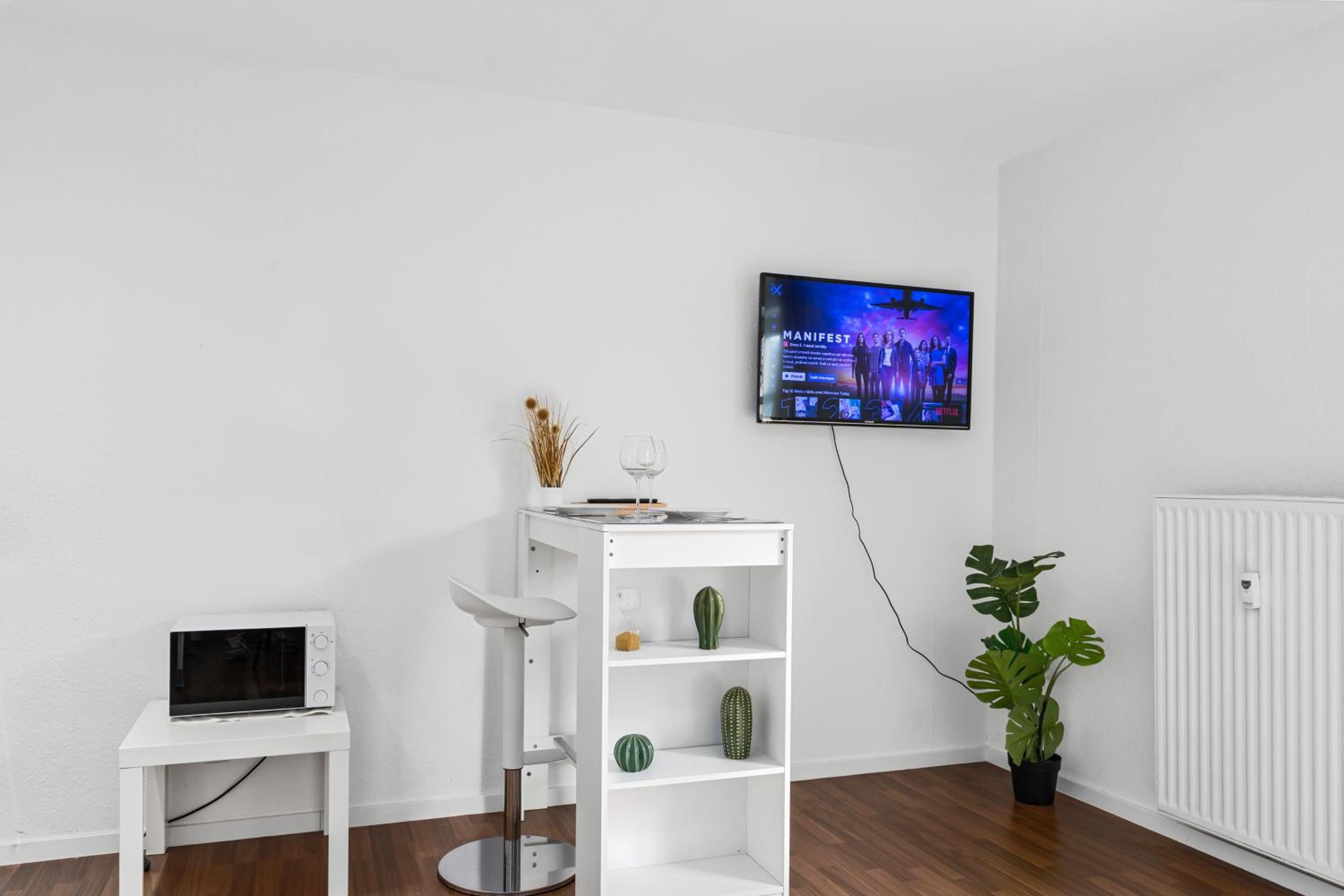 One-Bedroom Apartment - Photo 22