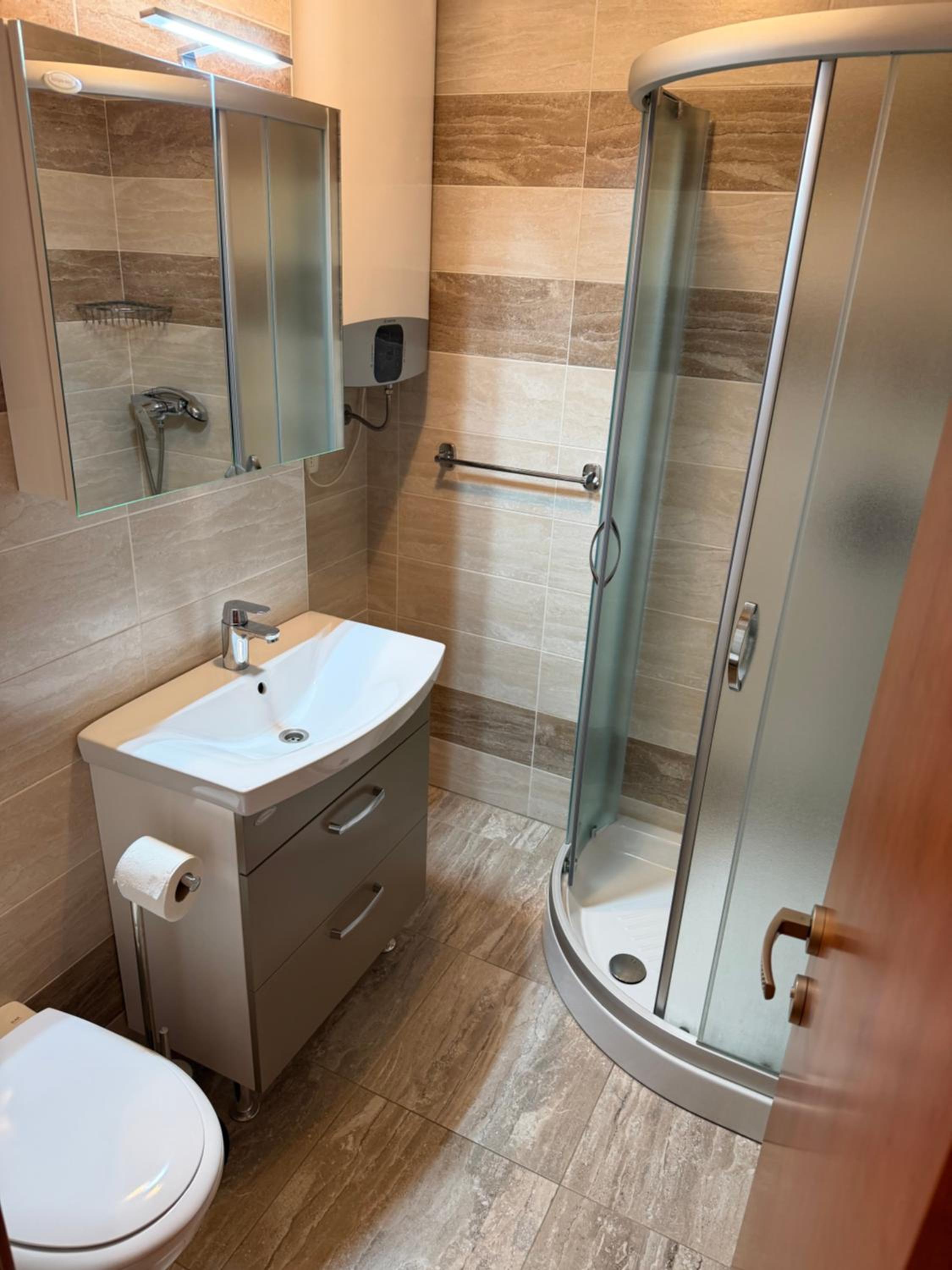 One-Bedroom Standard Apartment