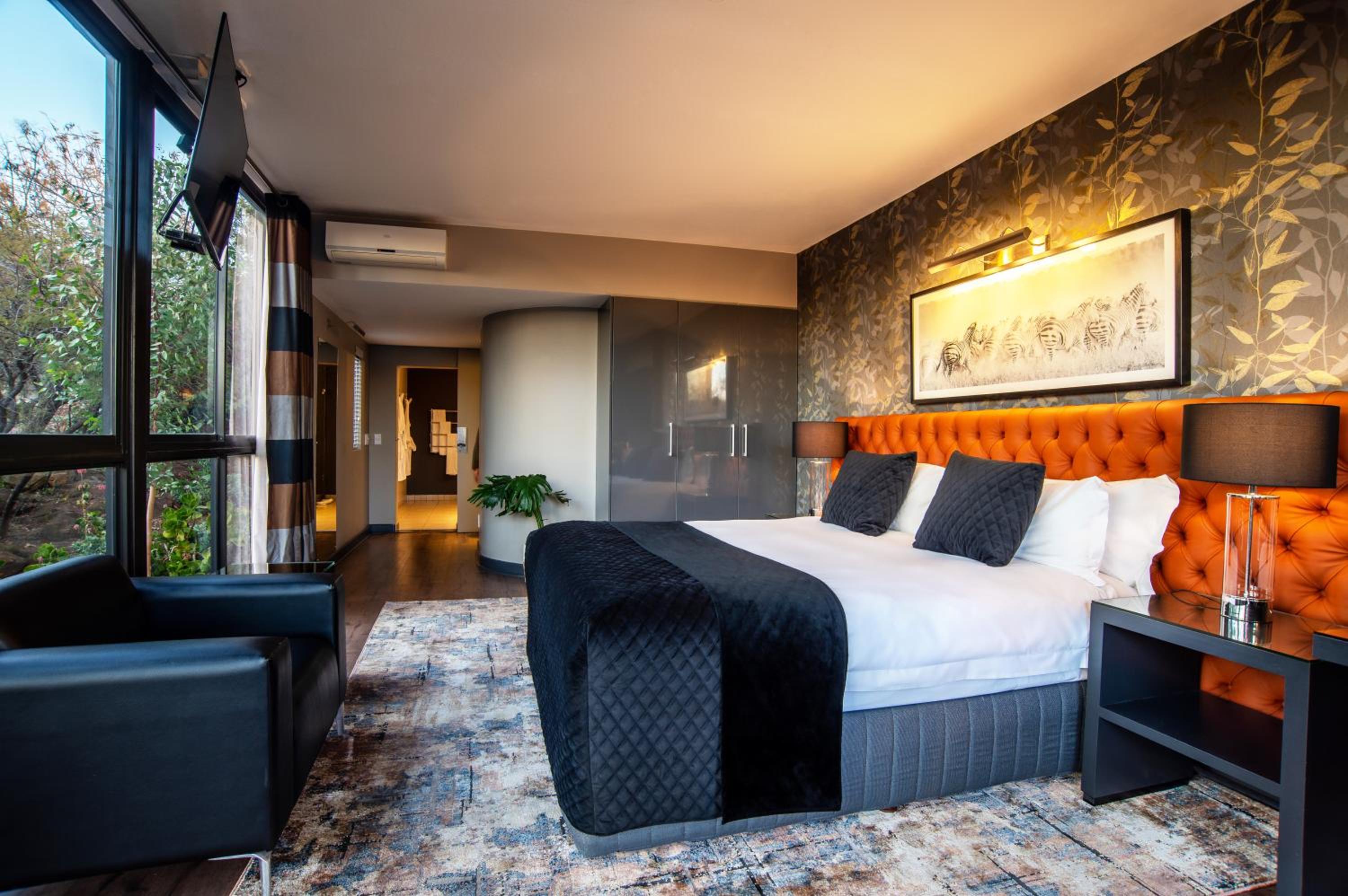 Junior Suite with Garden View photo 2
