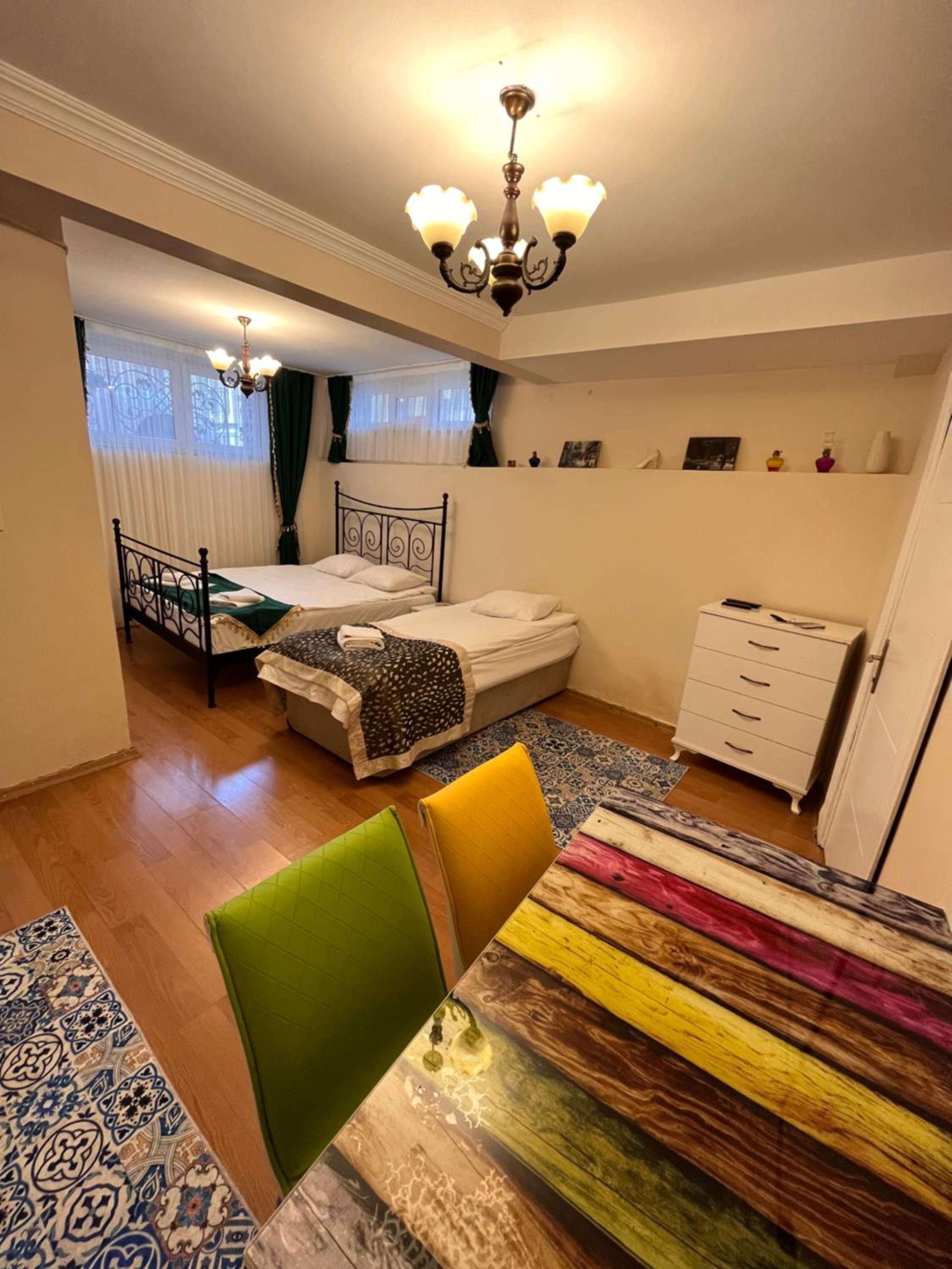 Economy Triple Room- Basement photo 1