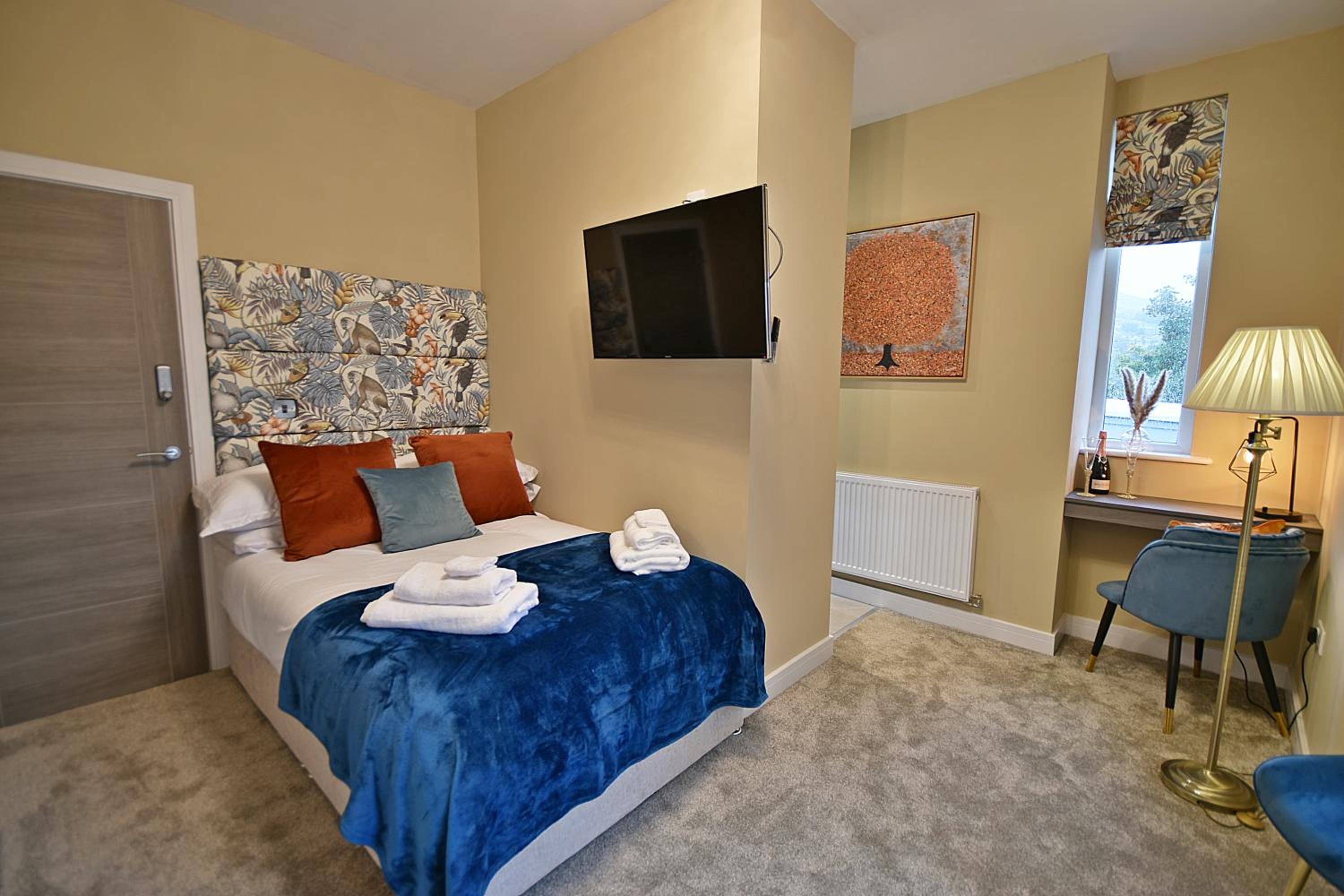 Deluxe Suite