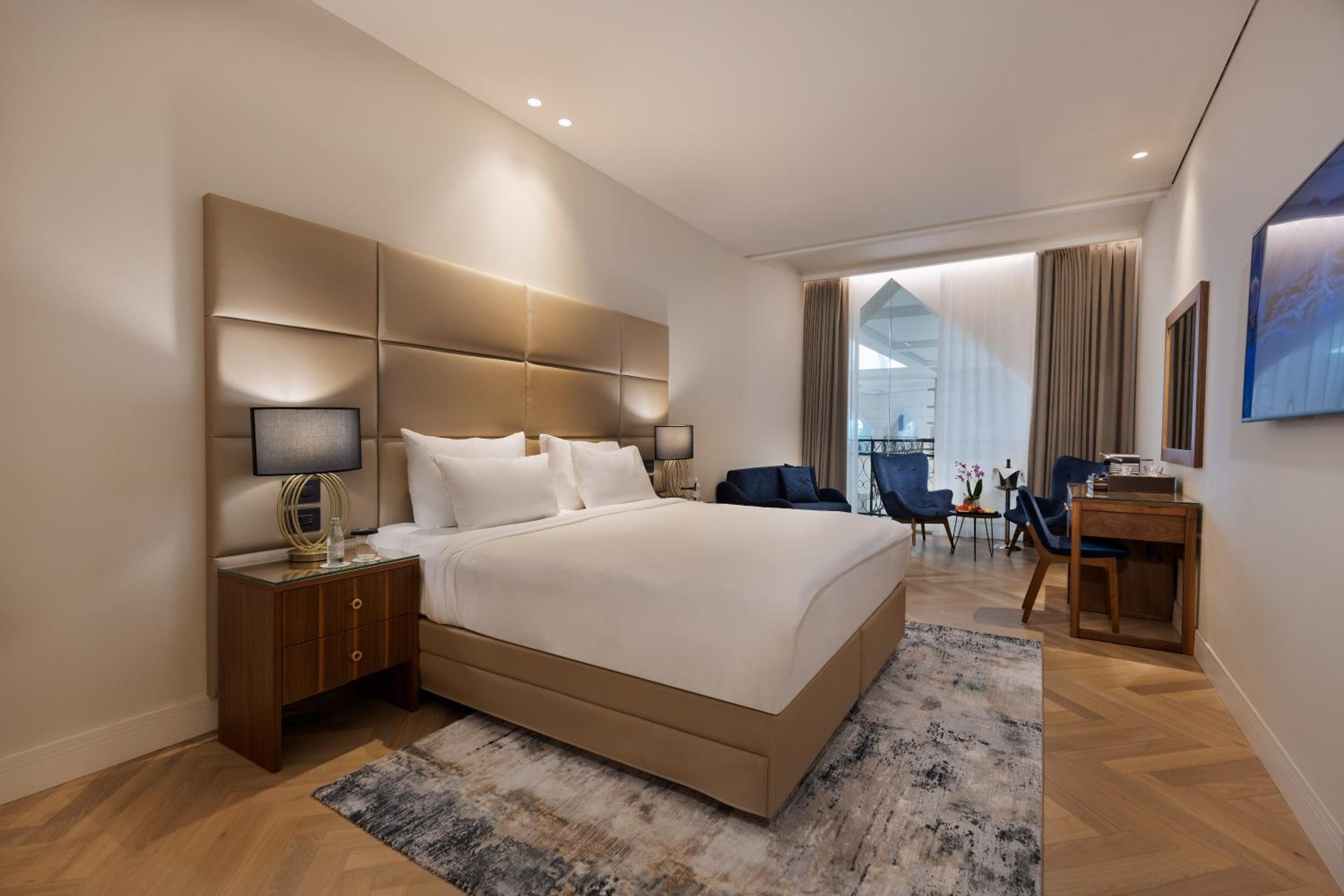 Superior Double Lobby View Room - Photo 1