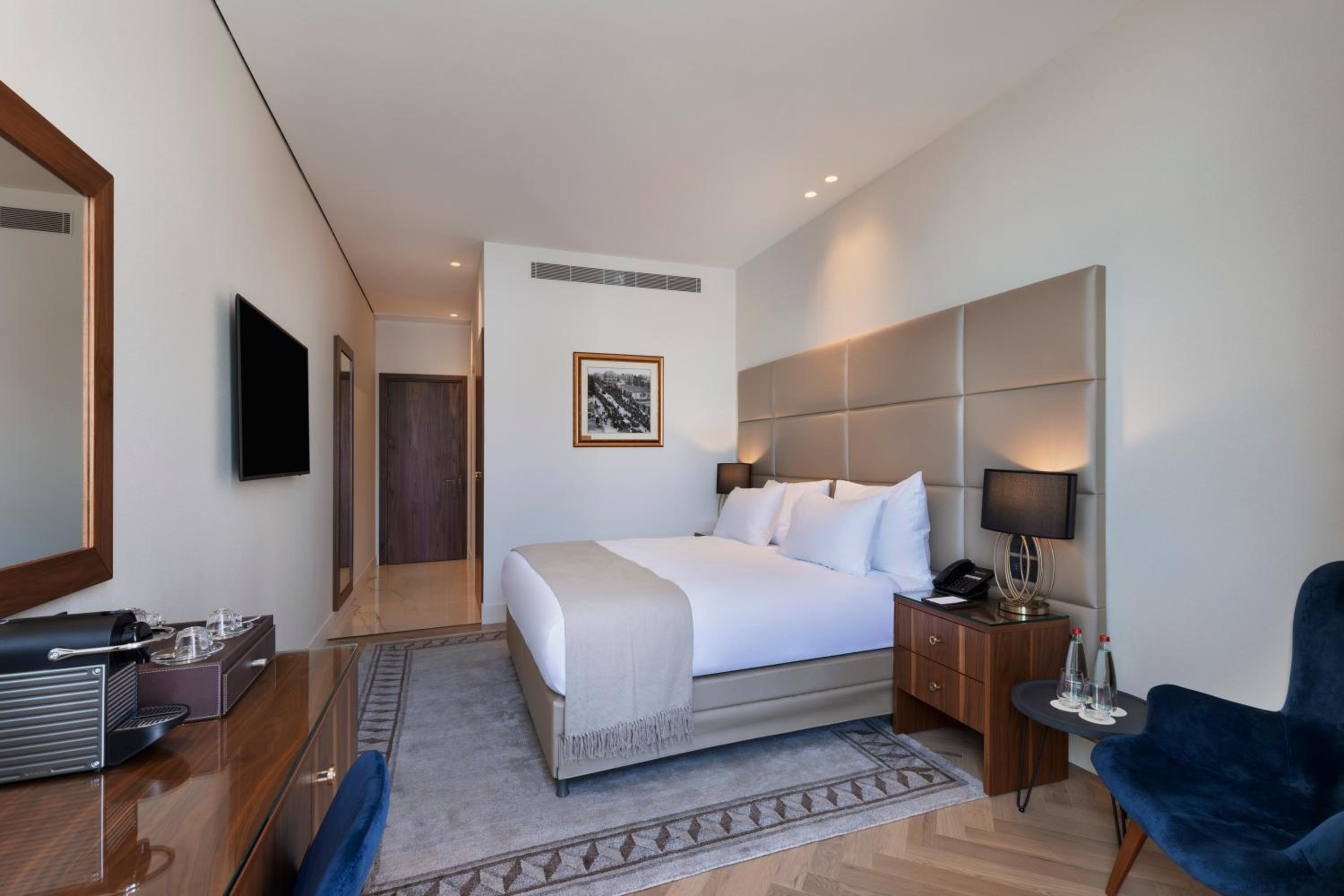 Deluxe Double Room with Sea View - Photo 1