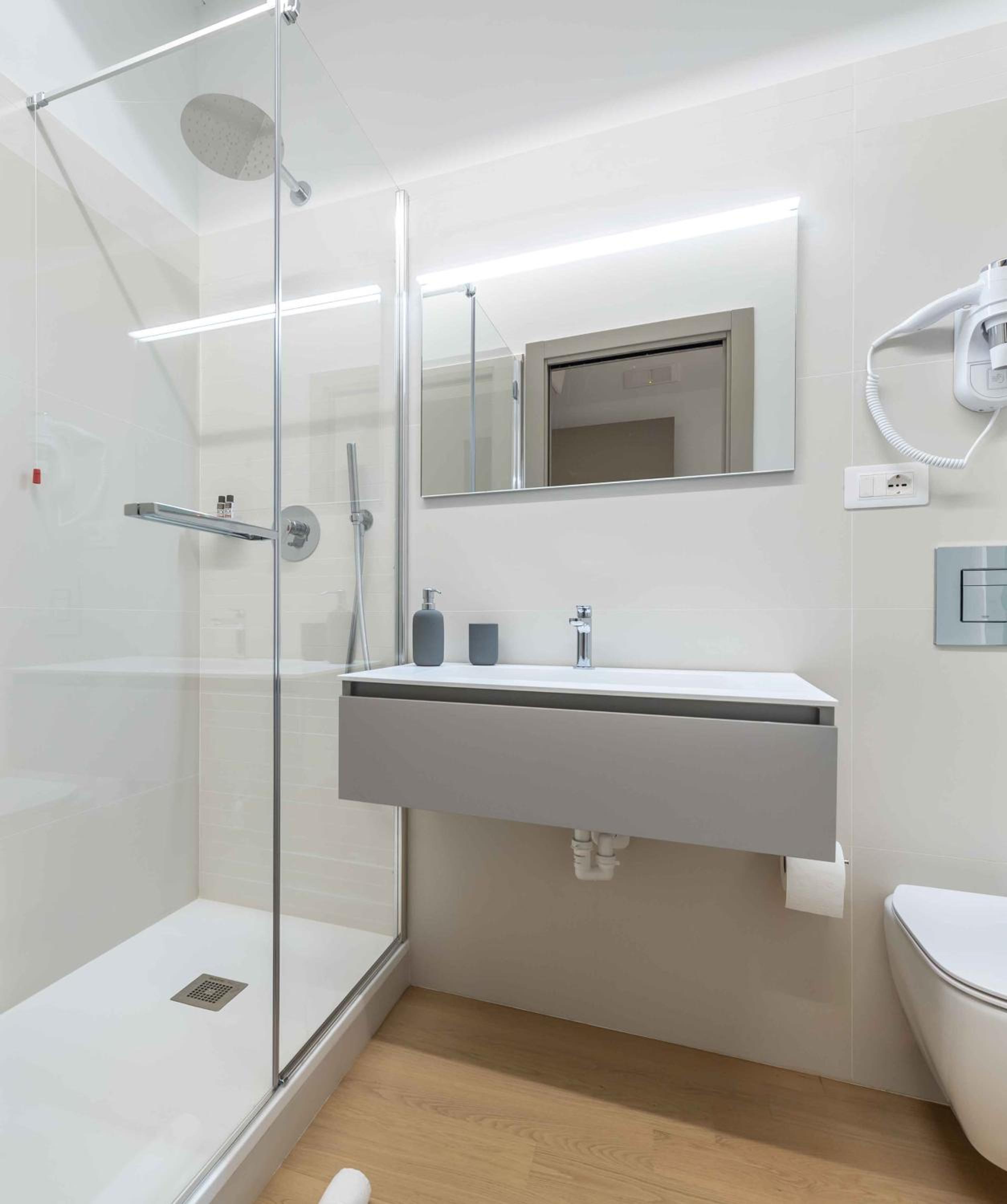 Deluxe Double Room with Sea View photo 3