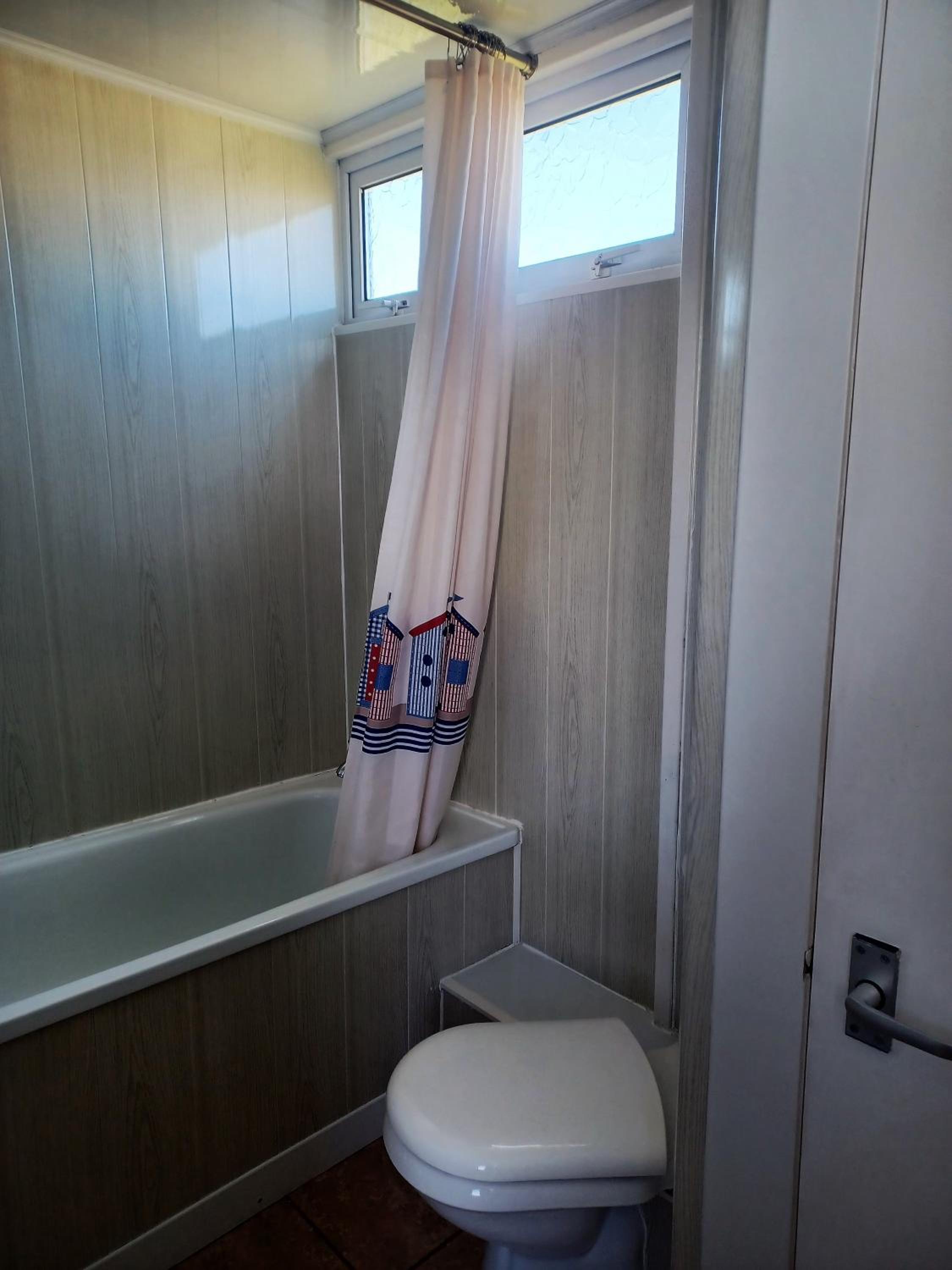 Two-Bedroom House photo 2