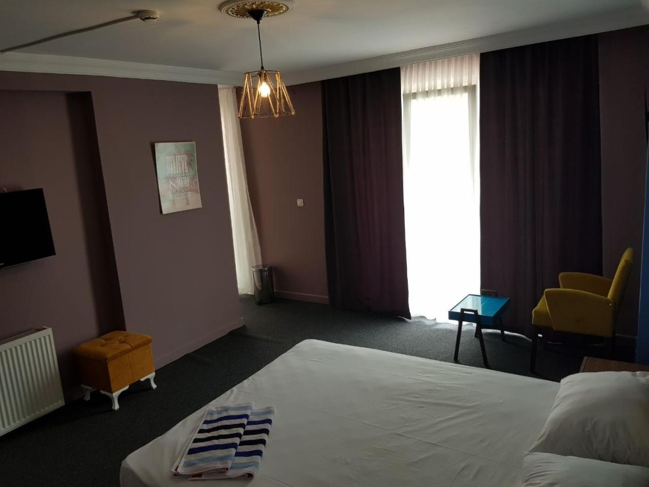 Large Double Room photo 2