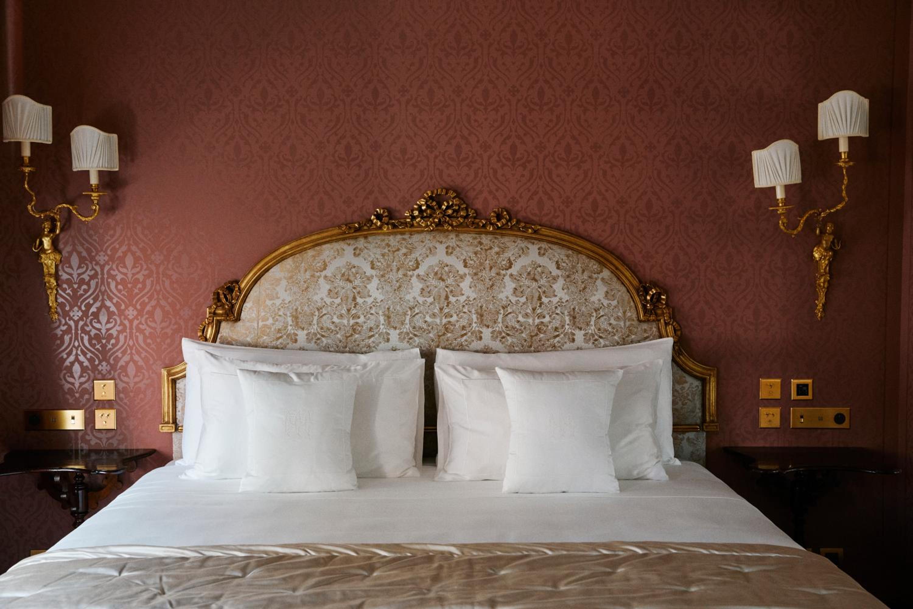 Double or Twin Room photo 3