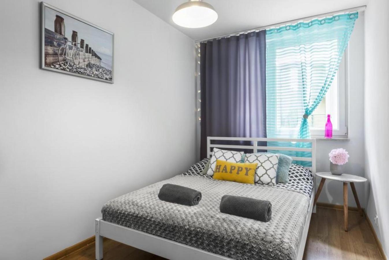Standard Double Room with Shared Bathroom