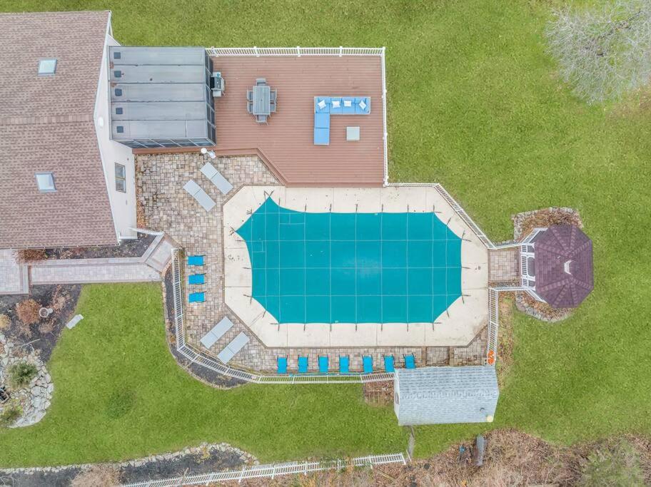 Villa photo 3