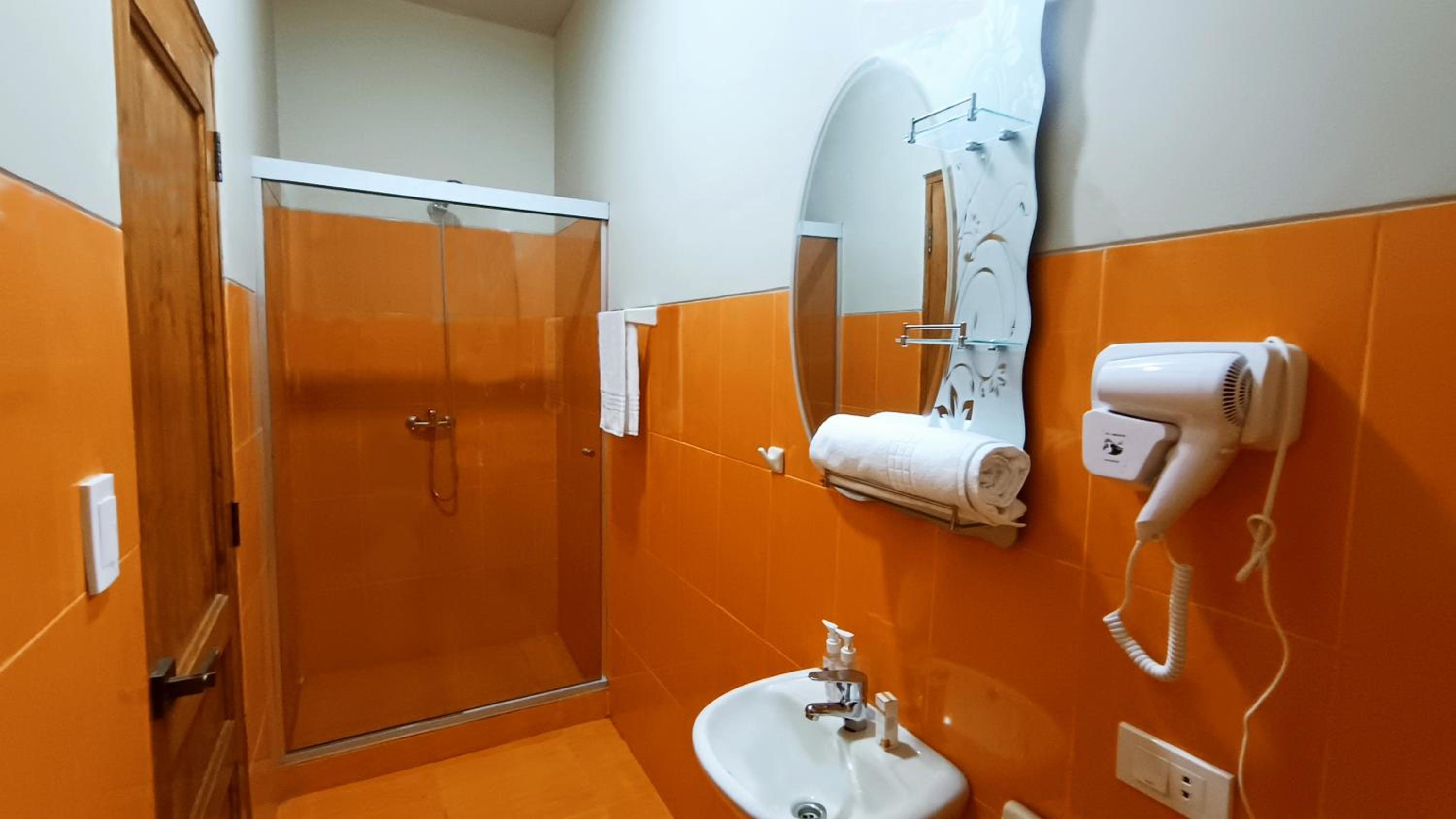 Deluxe Suite photo 2