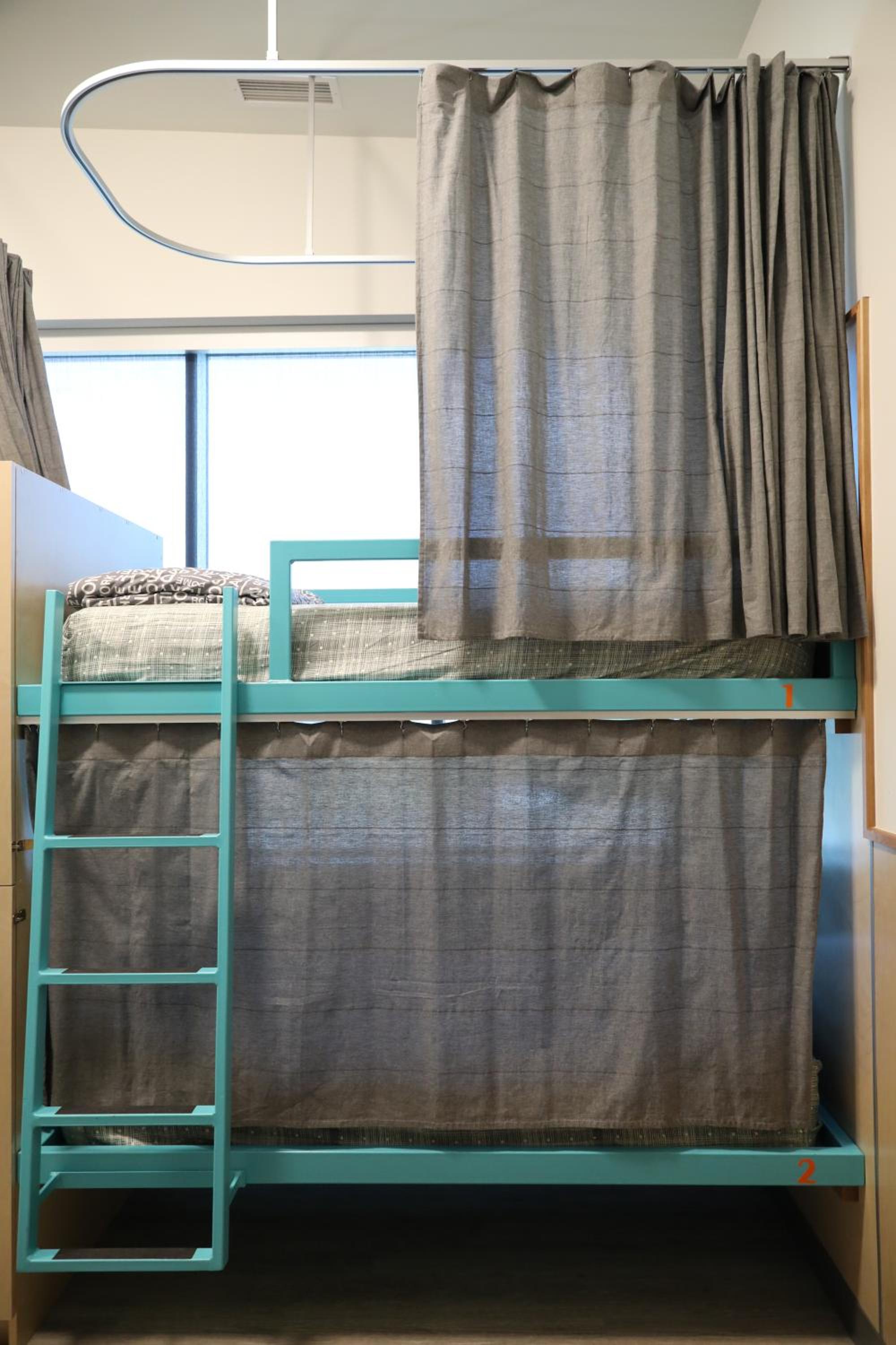 Bunk Bed in Female Dormitory Room   photo 3